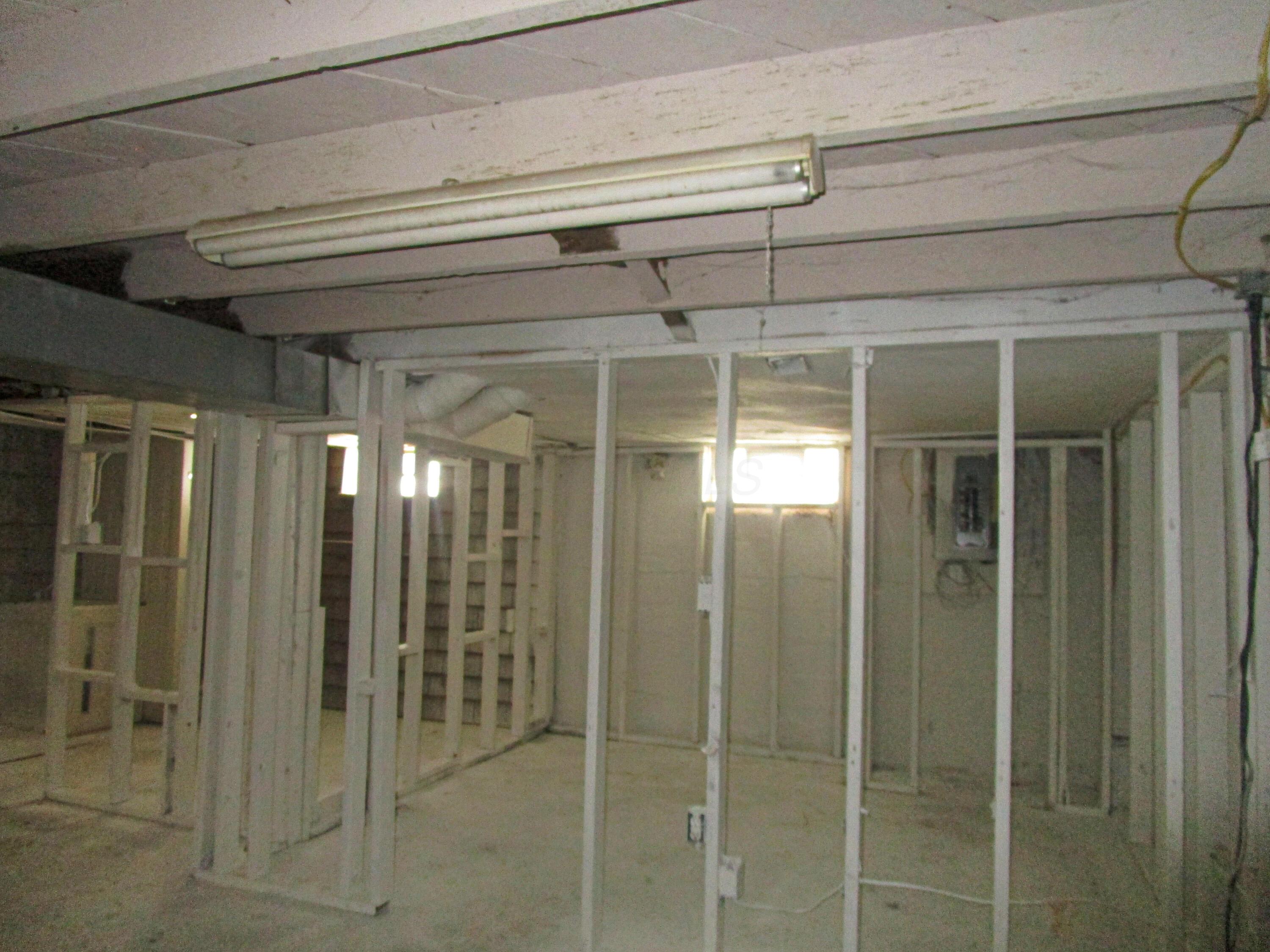 1491 Eastern Road Property Photo 27