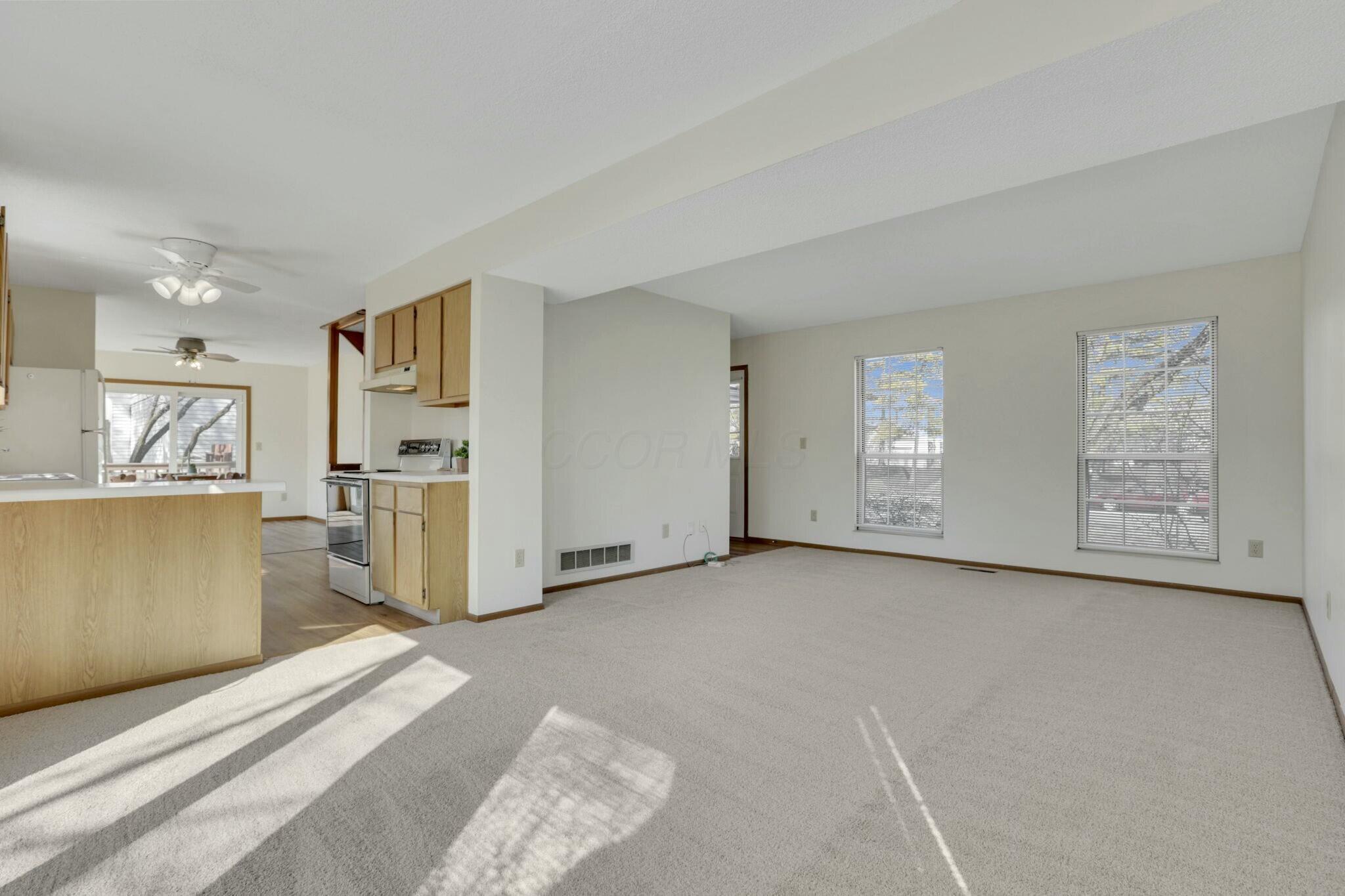 4877 Springdale Boulevard Property Photo 10
