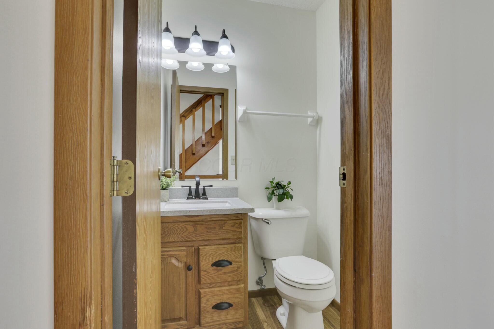 4877 Springdale Boulevard Property Photo 22