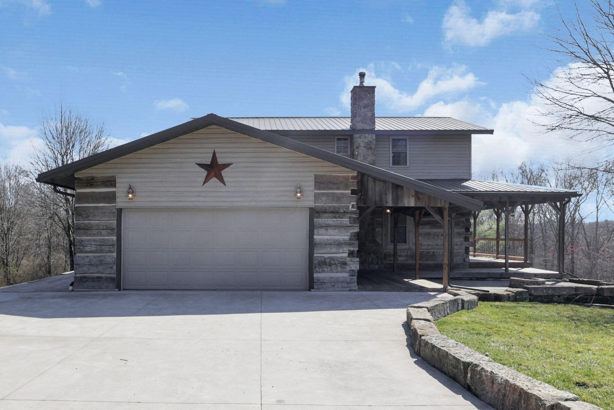1540 State Route 681 S Property Photo 2