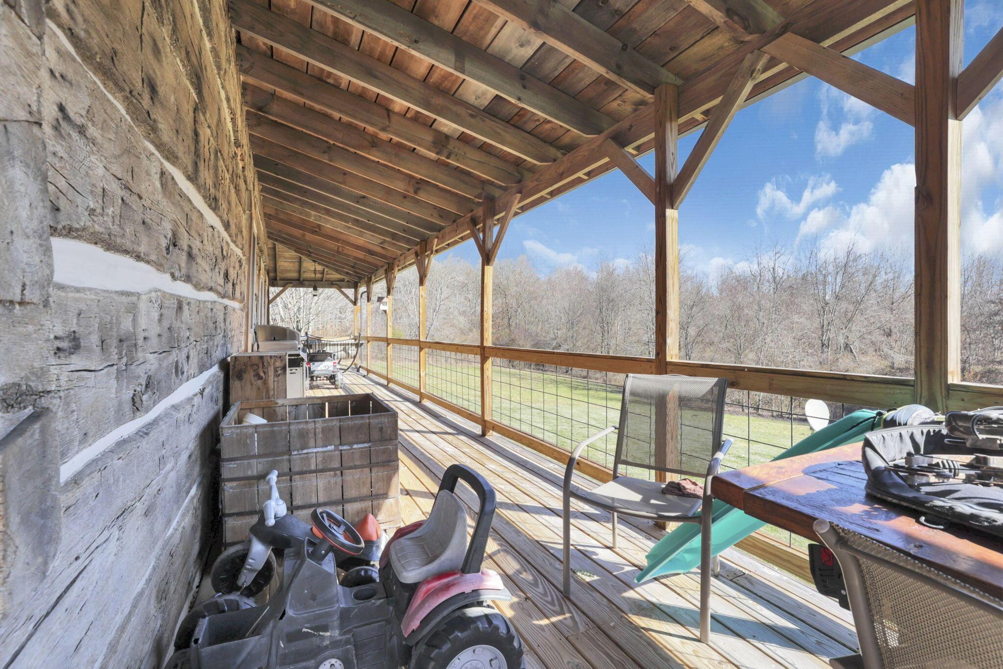 1540 State Route 681 S Property Photo 11