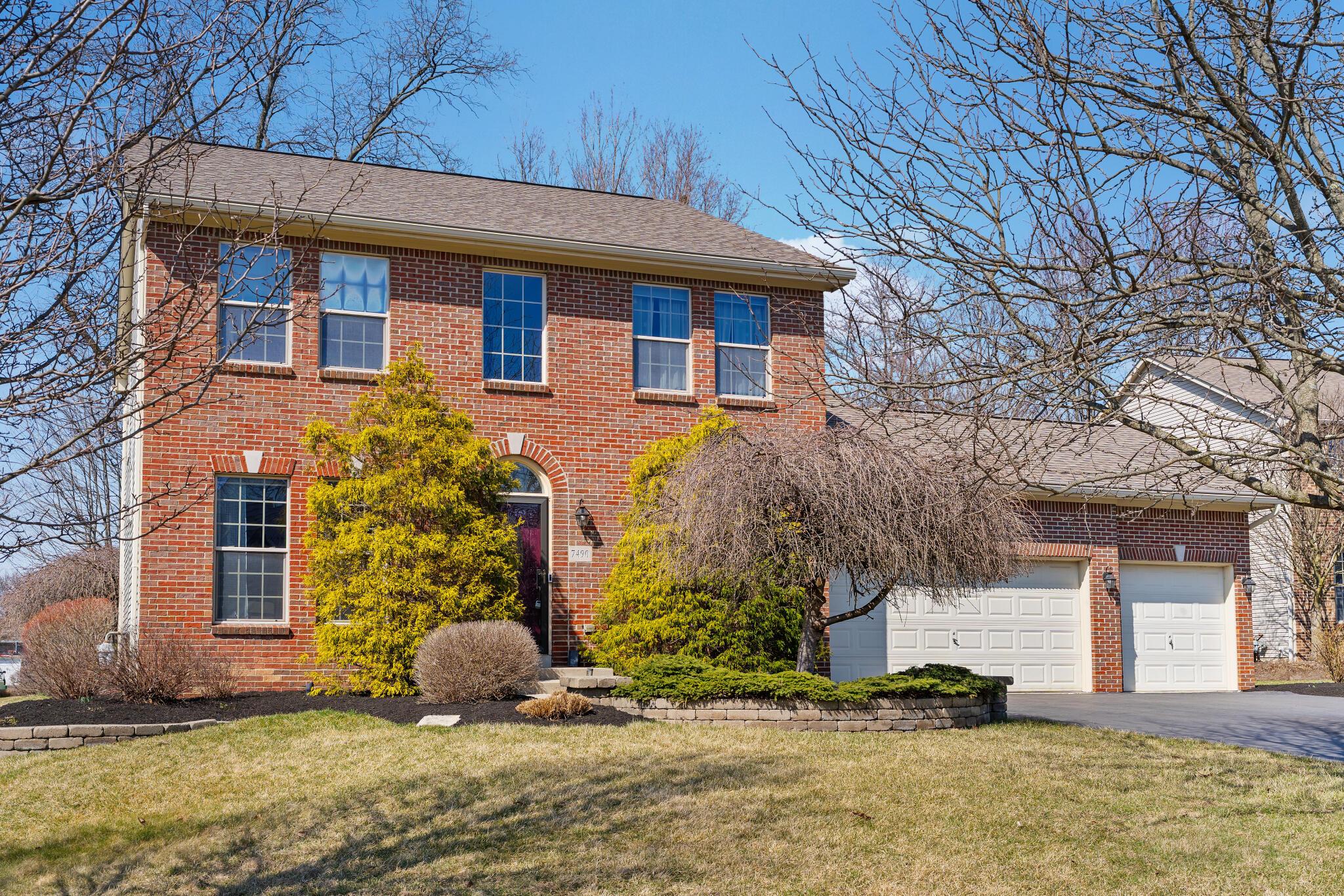 7490 Twin Acorn Court Property Photo 1