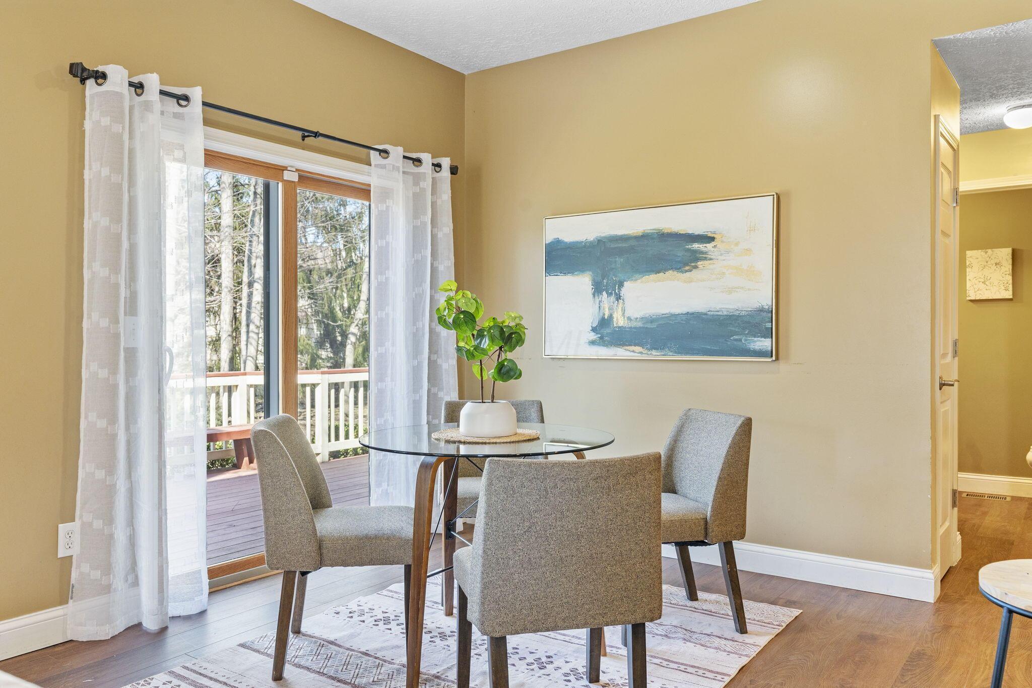 7490 Twin Acorn Court Property Photo 16
