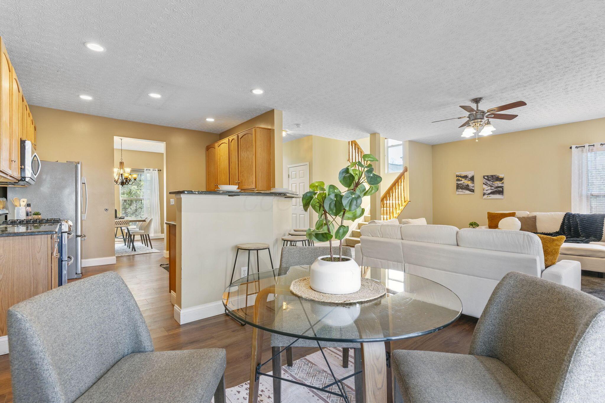 7490 Twin Acorn Court Property Photo 17