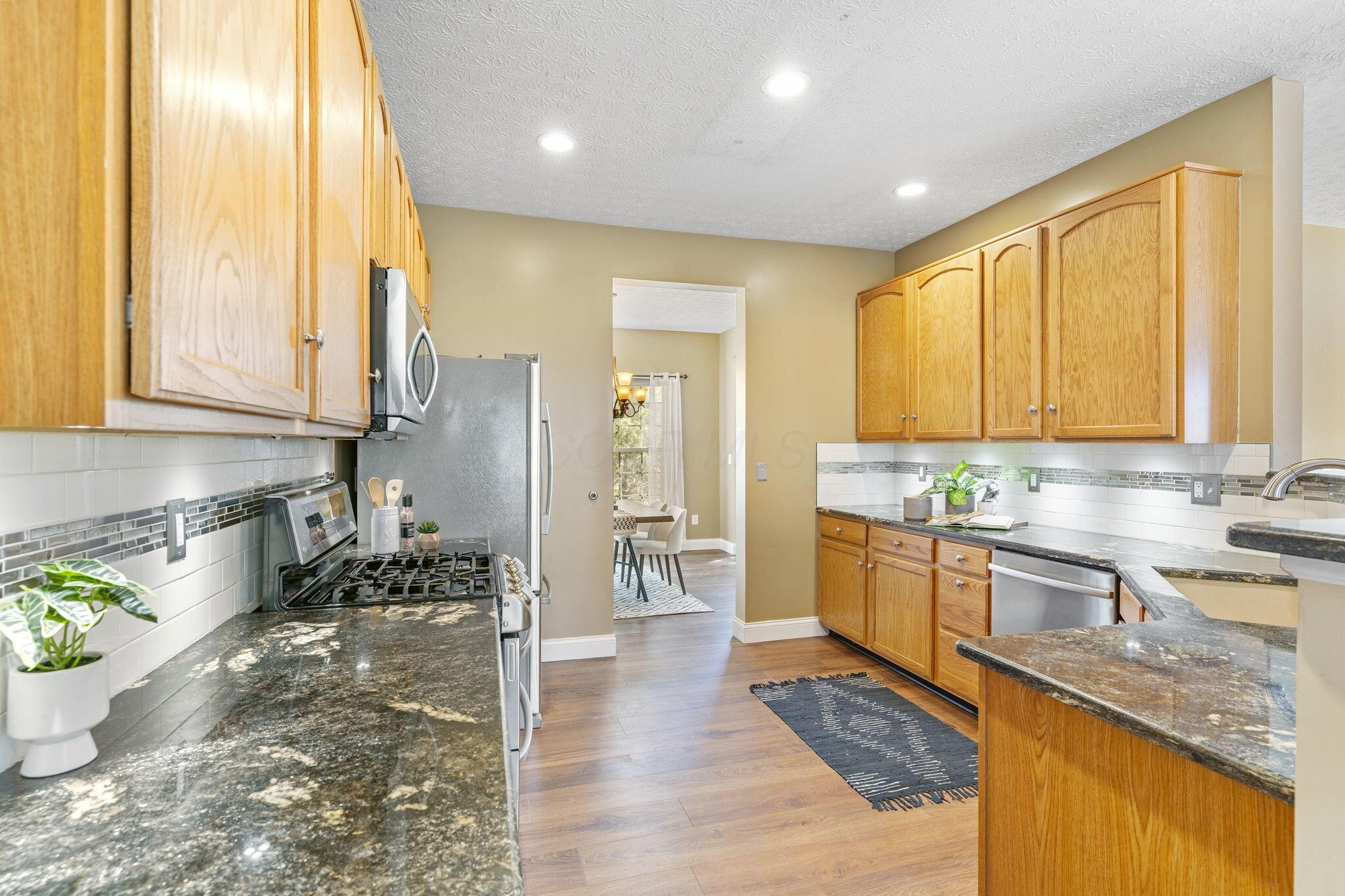 7490 Twin Acorn Court Property Photo 18