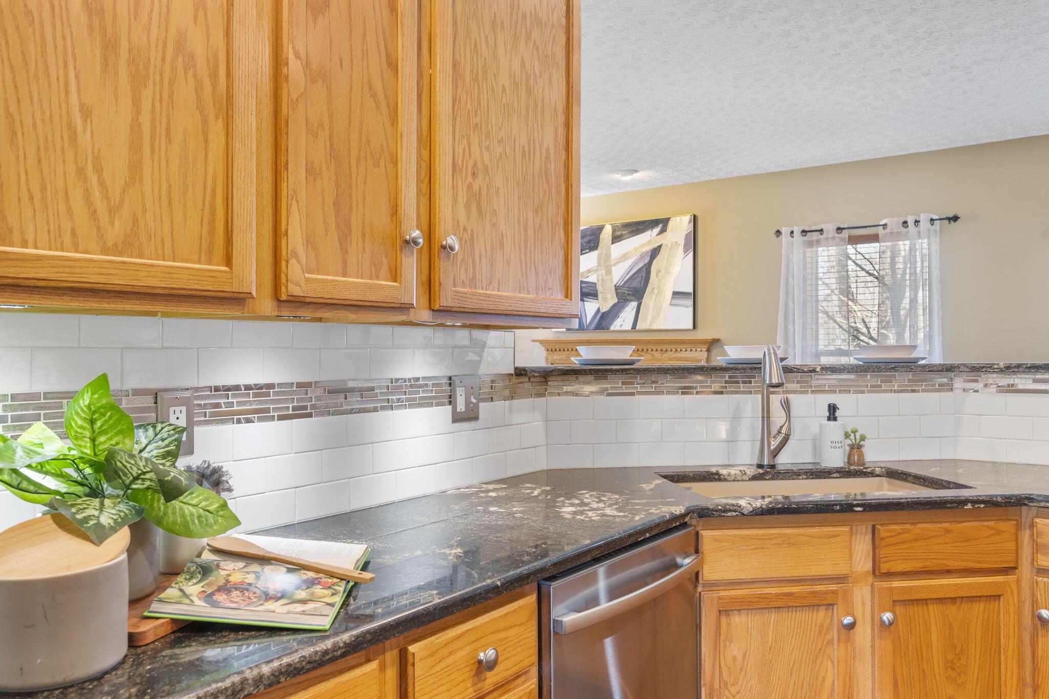 7490 Twin Acorn Court Property Photo 22