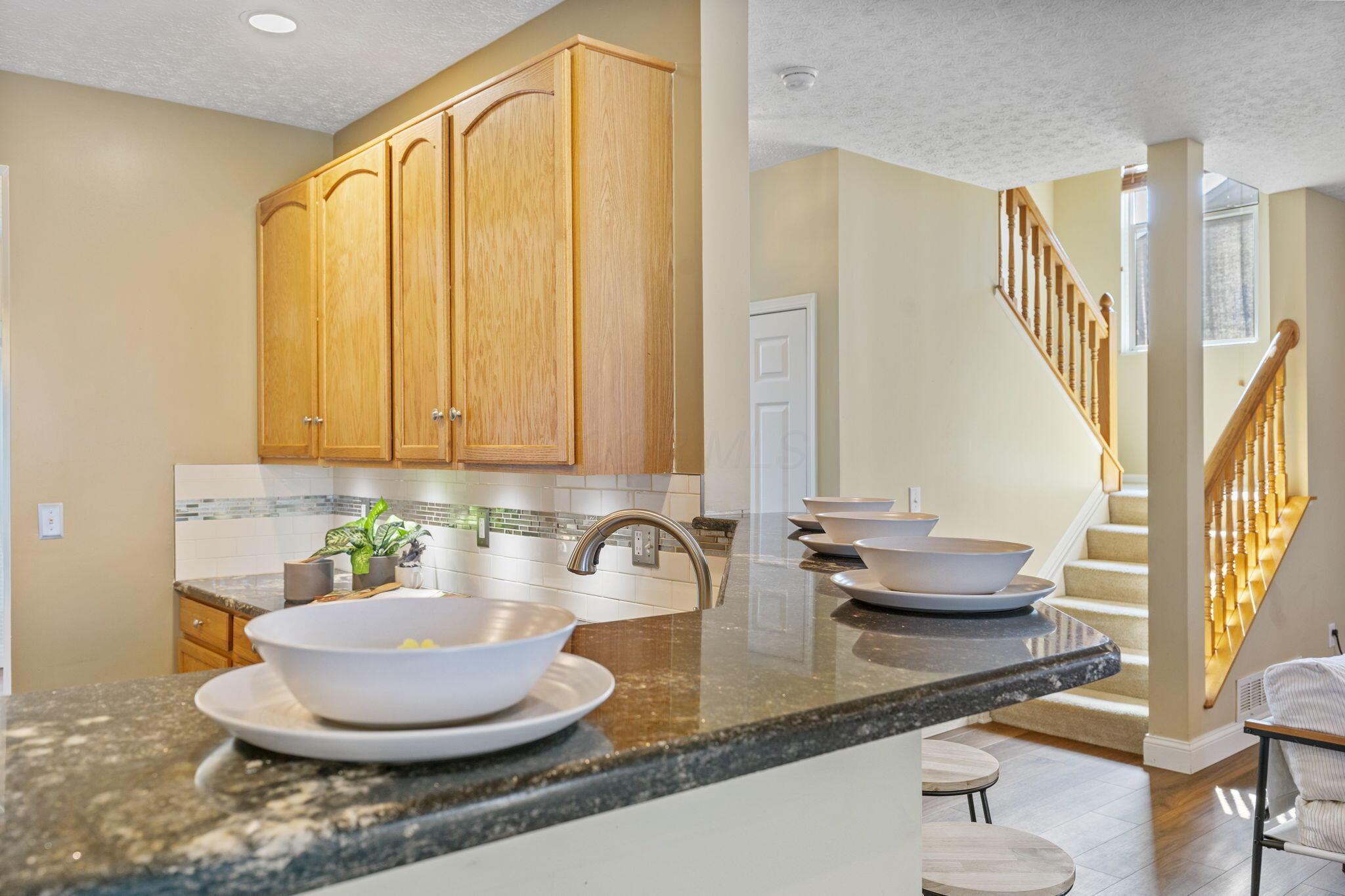 7490 Twin Acorn Court Property Photo 23