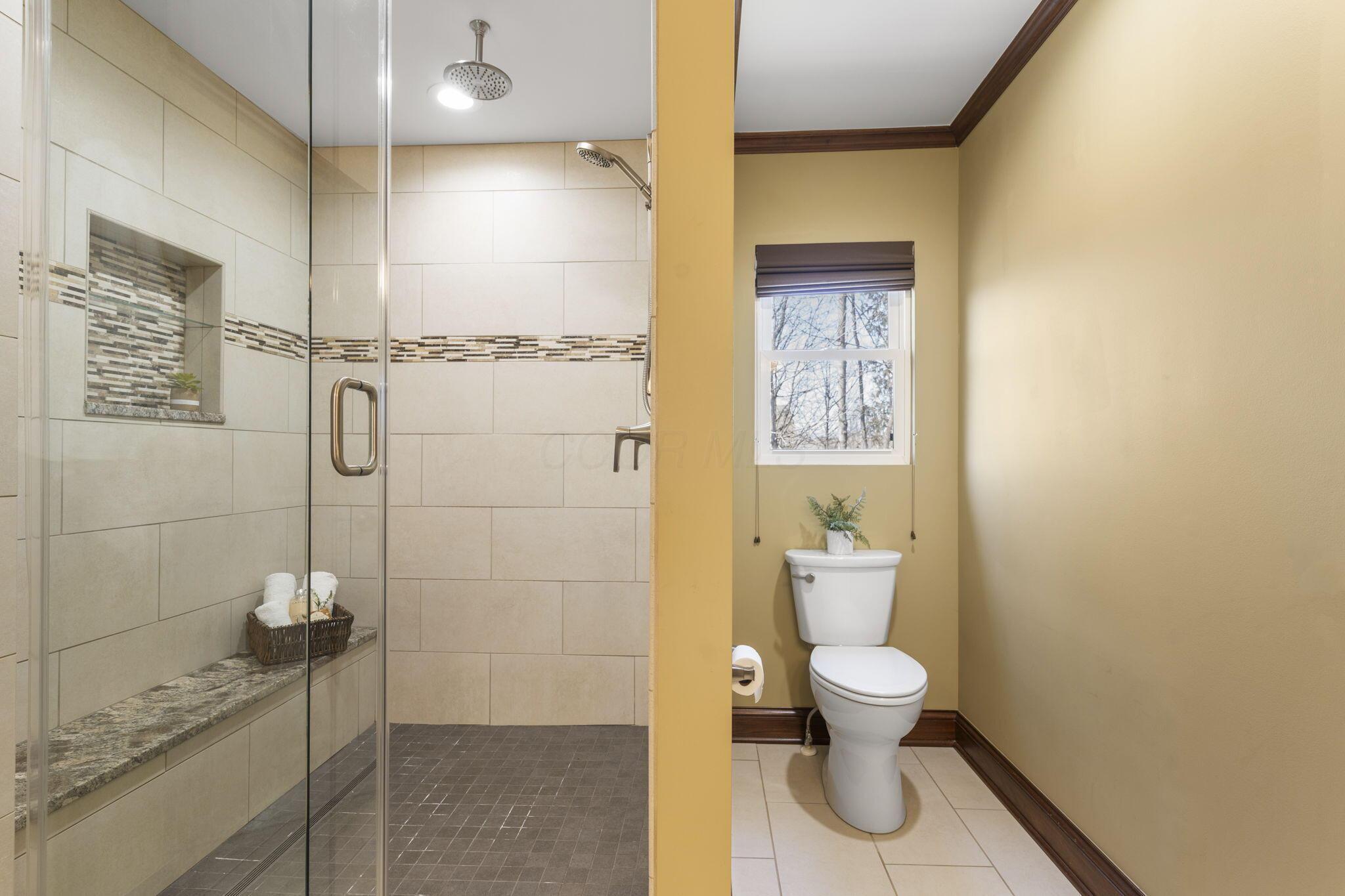 7490 Twin Acorn Court Property Photo 33