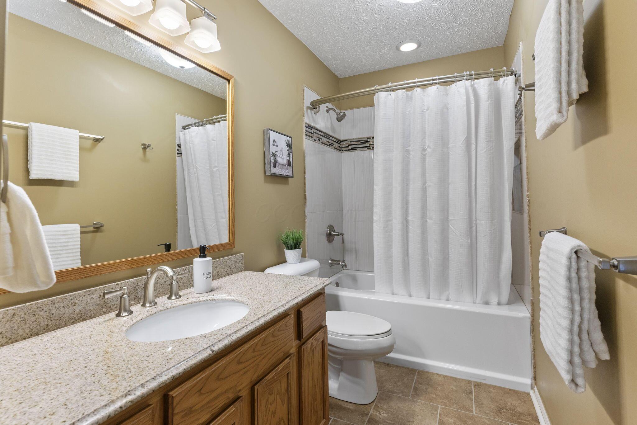 7490 Twin Acorn Court Property Photo 45