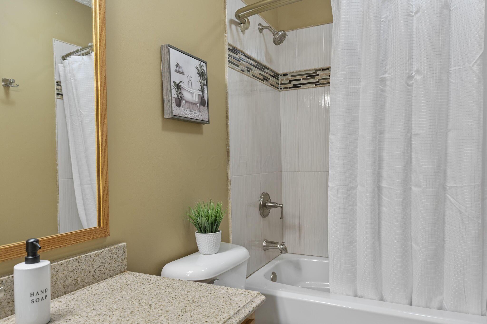 7490 Twin Acorn Court Property Photo 46