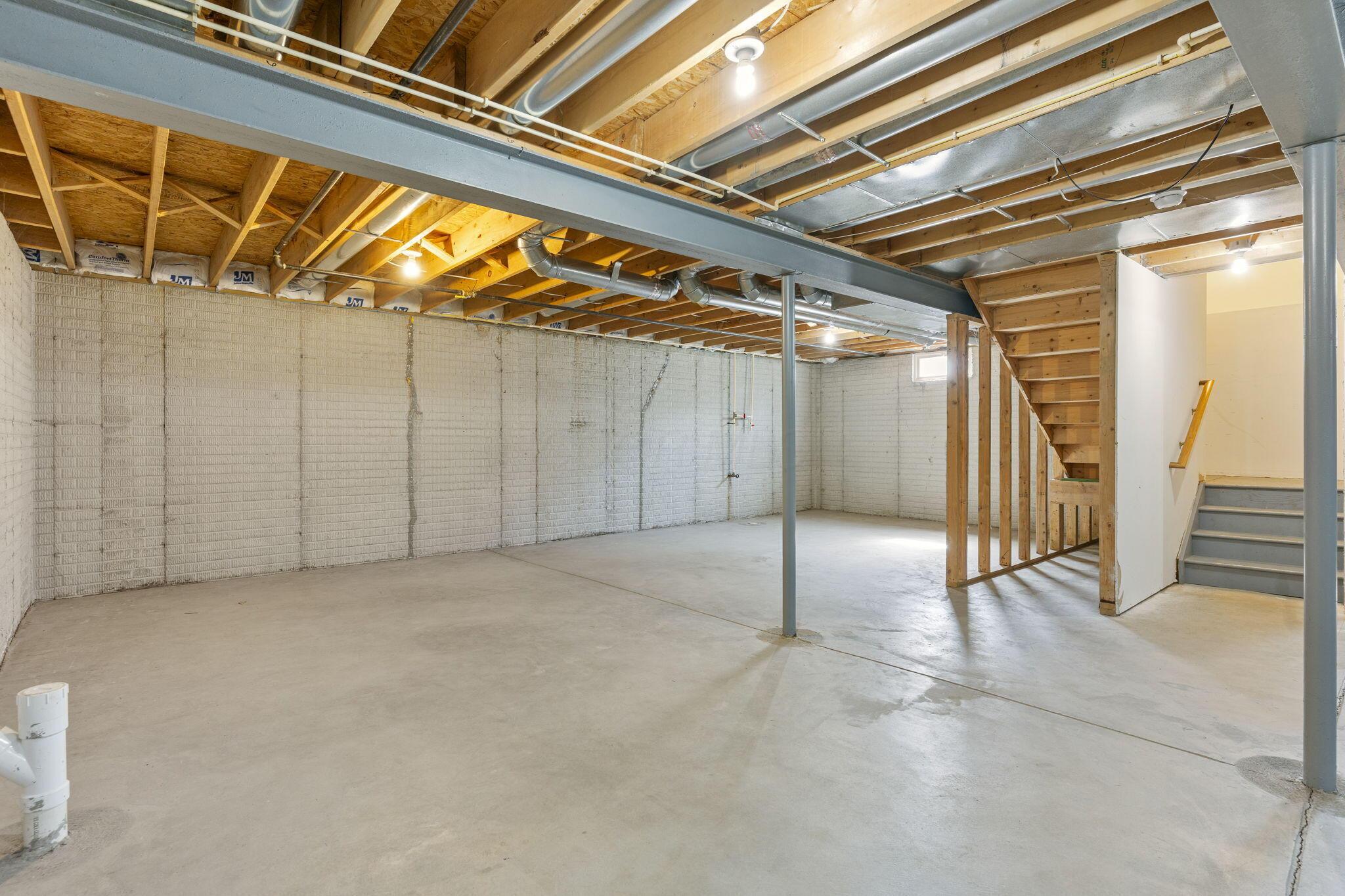 7490 Twin Acorn Court Property Photo 48