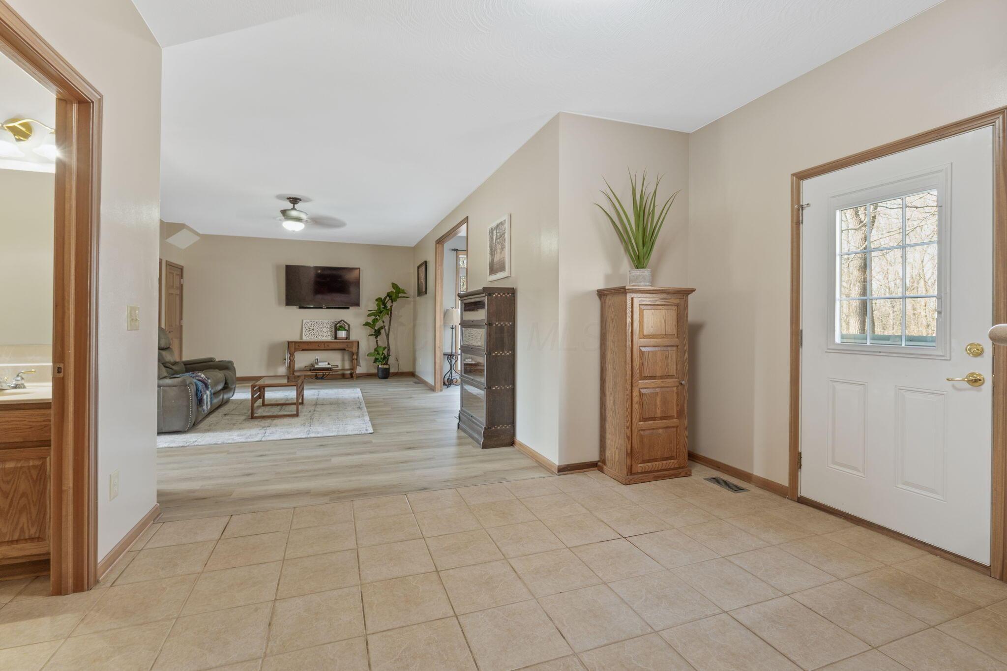 22570 Middleburg Plain City Road Property Photo 18