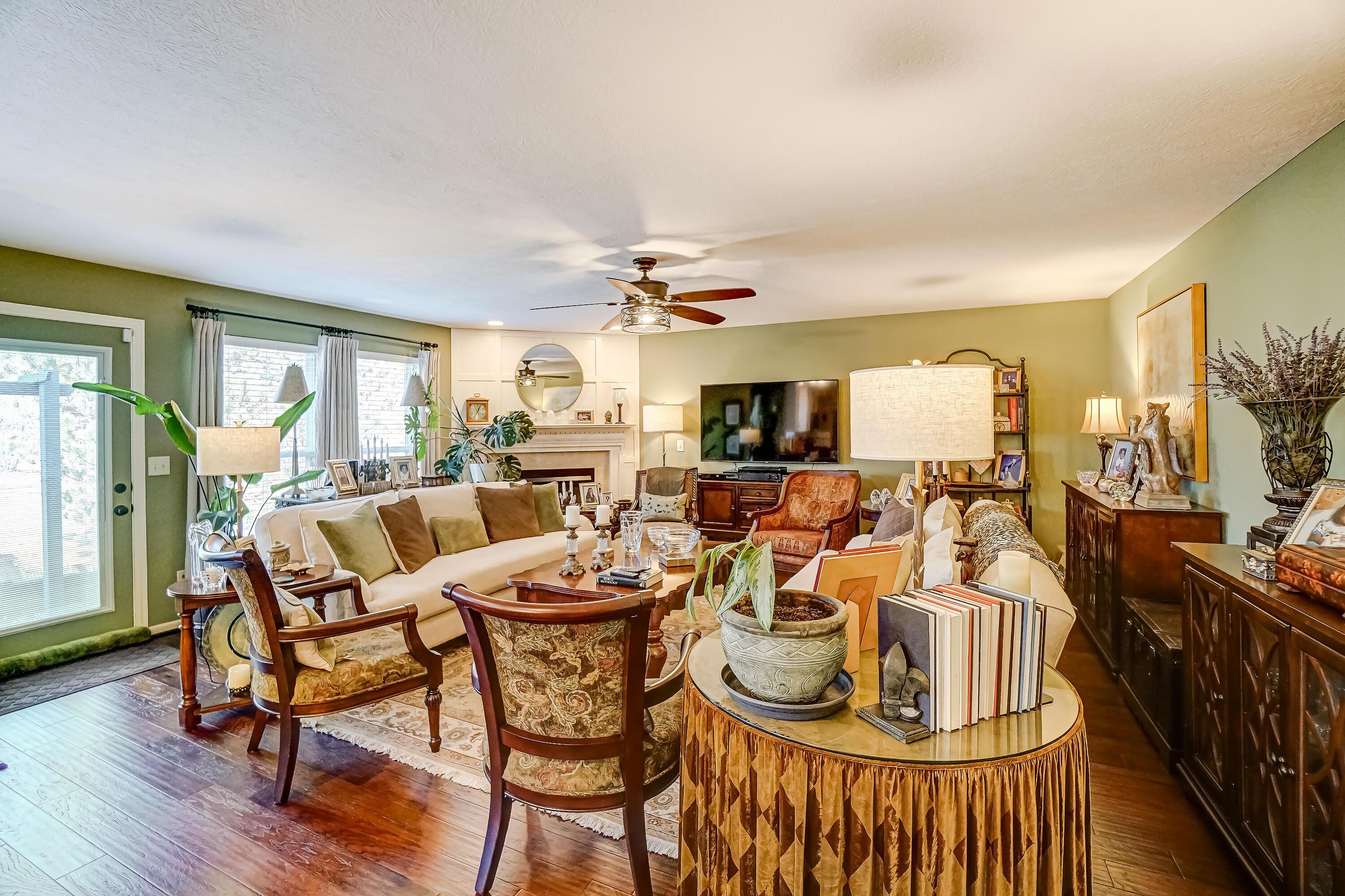 7293 Crossett Court Property Photo 18