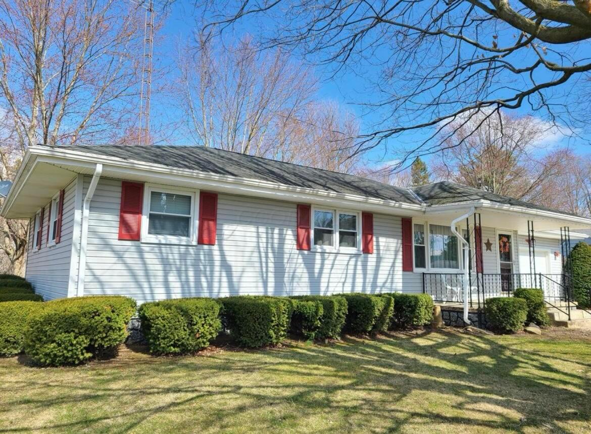 772 Sunnyside Drive Property Photo 1