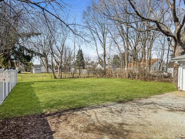 812 S Main Street Property Photo 8