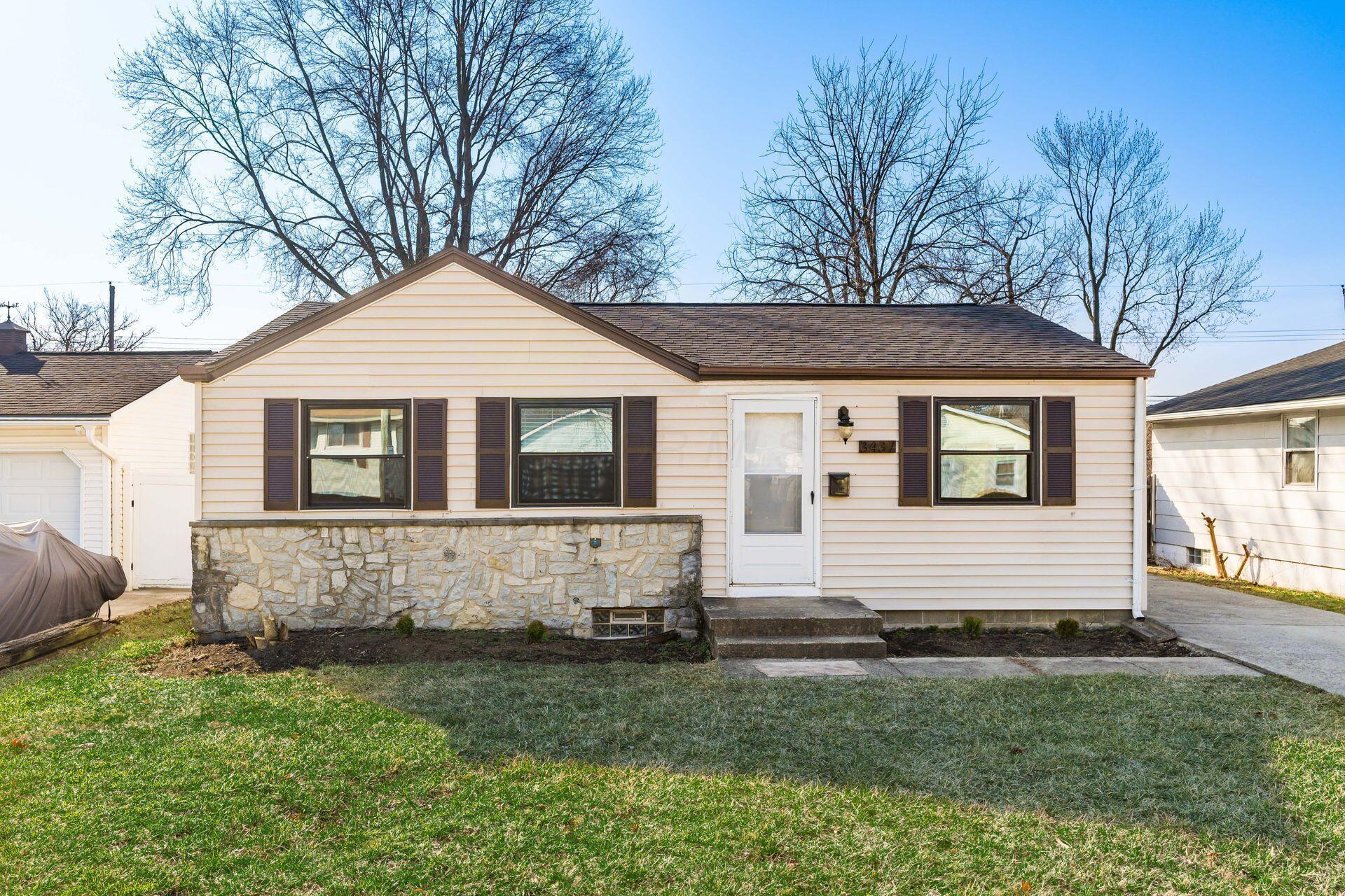 3437 Penfield Road Property Photo 3