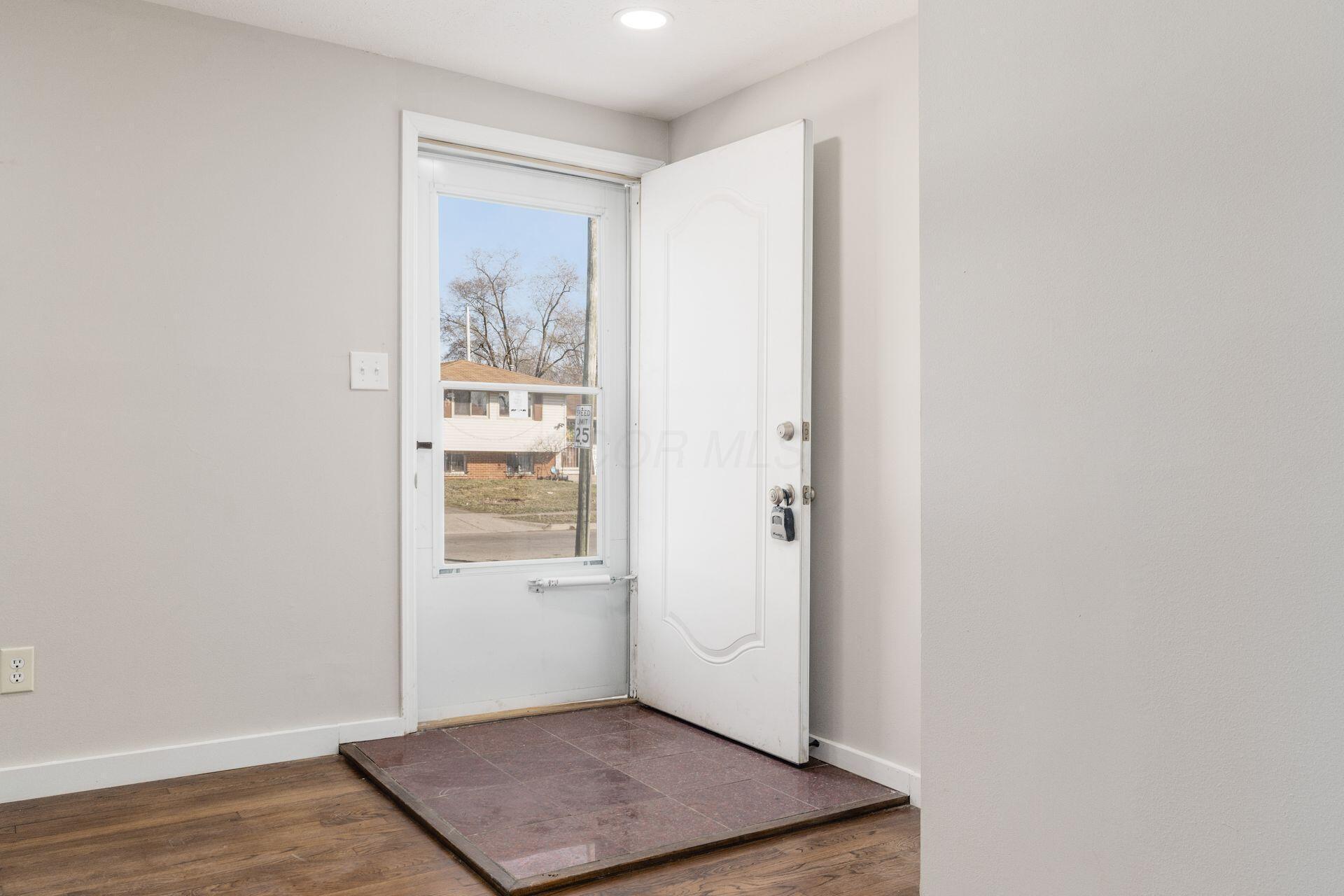 3437 Penfield Road Property Photo 4