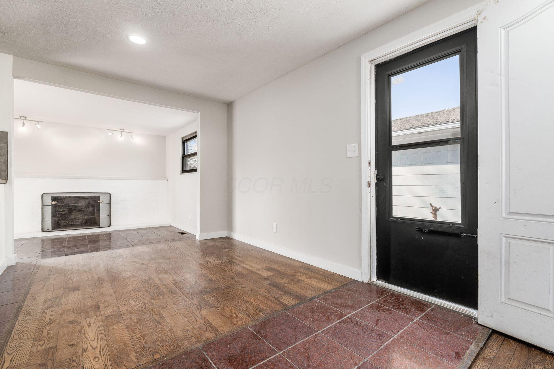 3437 Penfield Road Property Photo 17