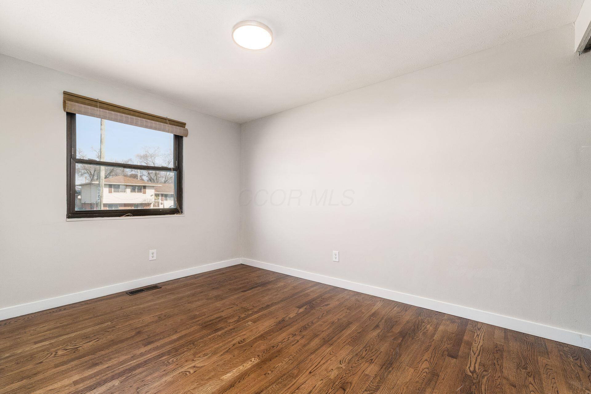 3437 Penfield Road Property Photo 19