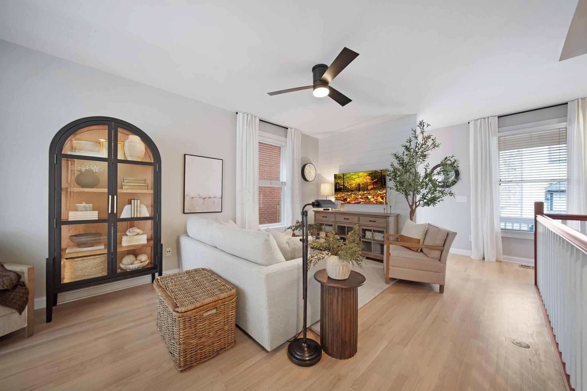 53 E Prescott Street Property Photo 10