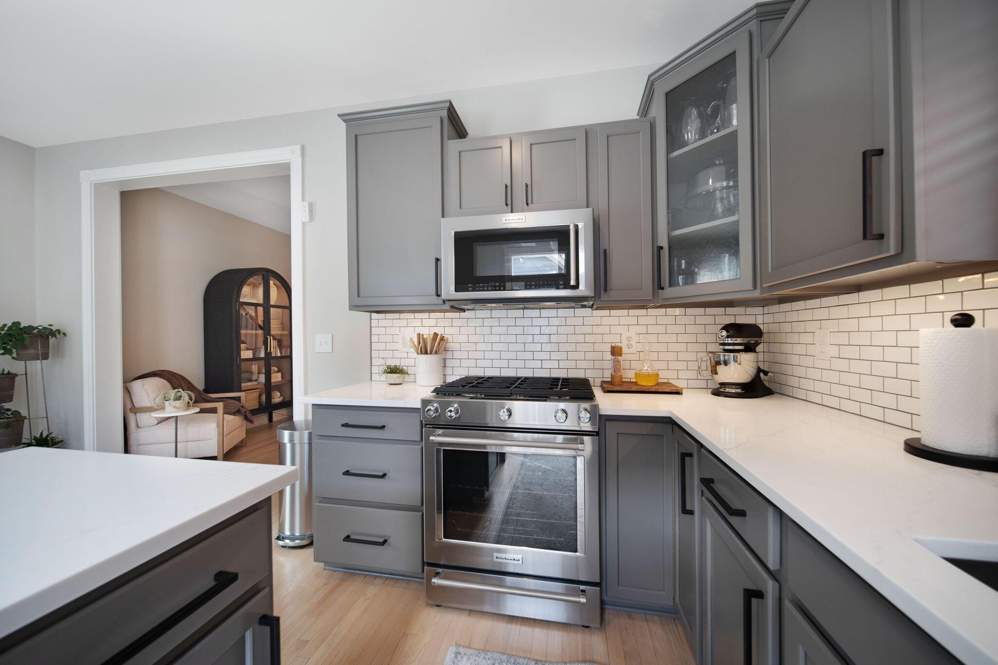 53 E Prescott Street Property Photo 19