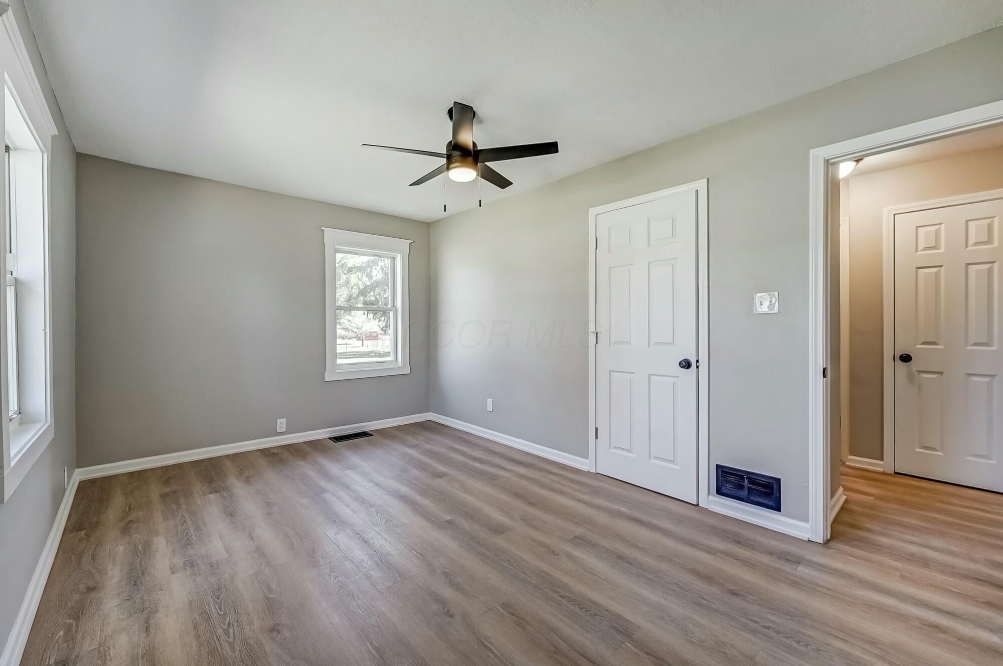 95 Western Avenue Property Photo 18