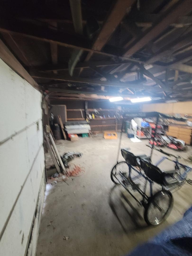 202 S Main Street Property Photo 4