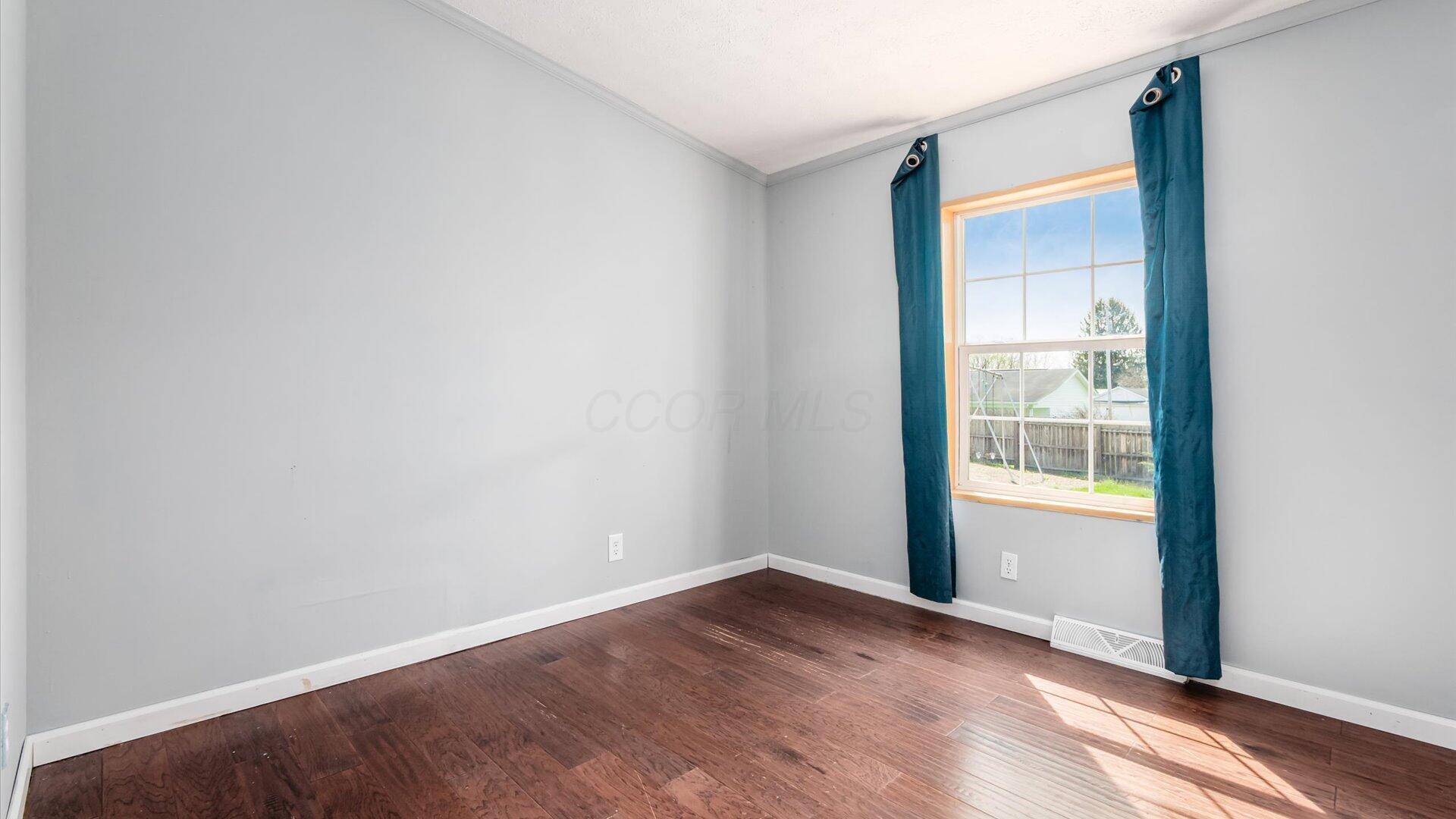 484 Manning Street Property Photo 18