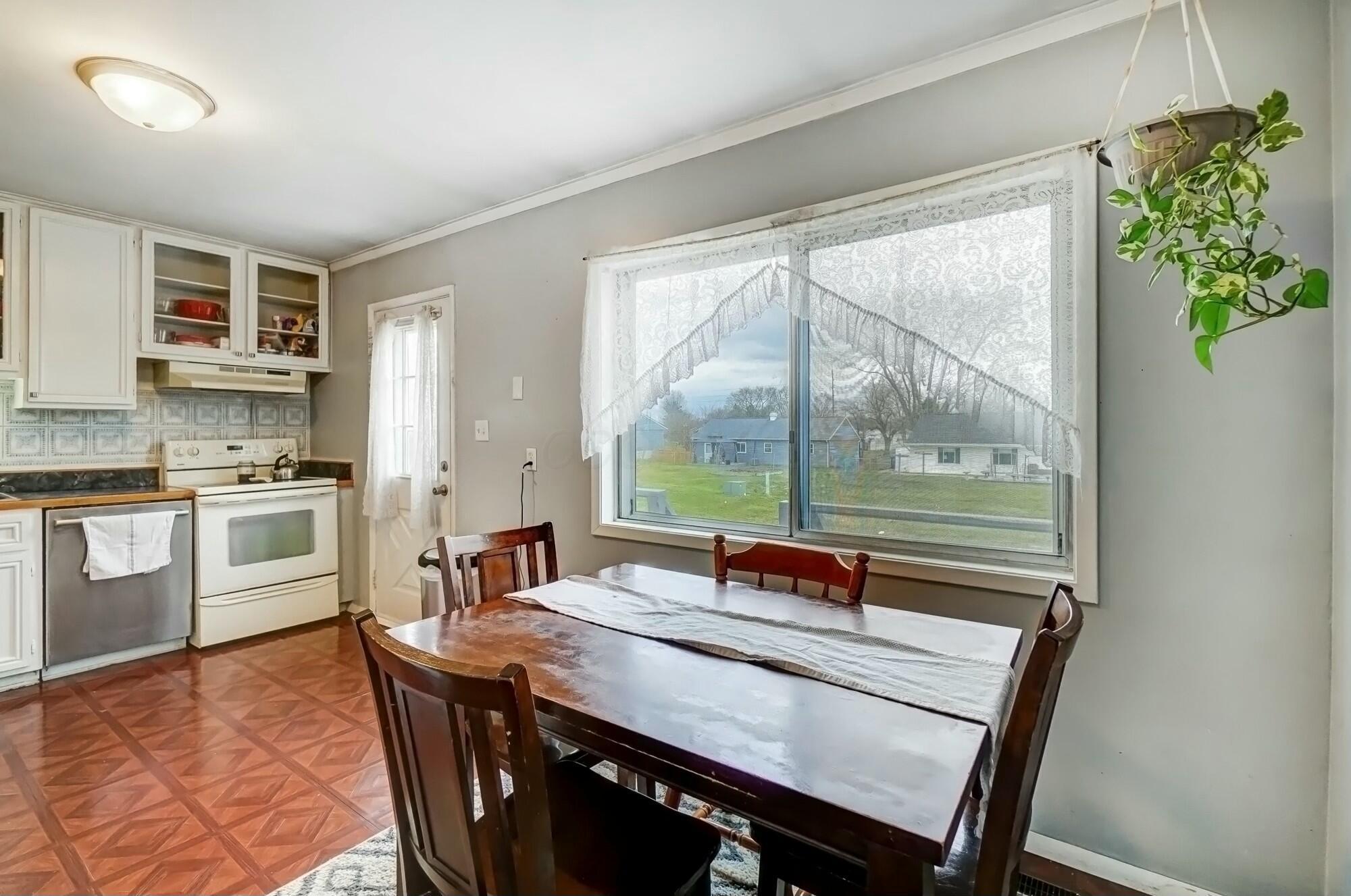 463 Lenwood Drive Property Photo 15