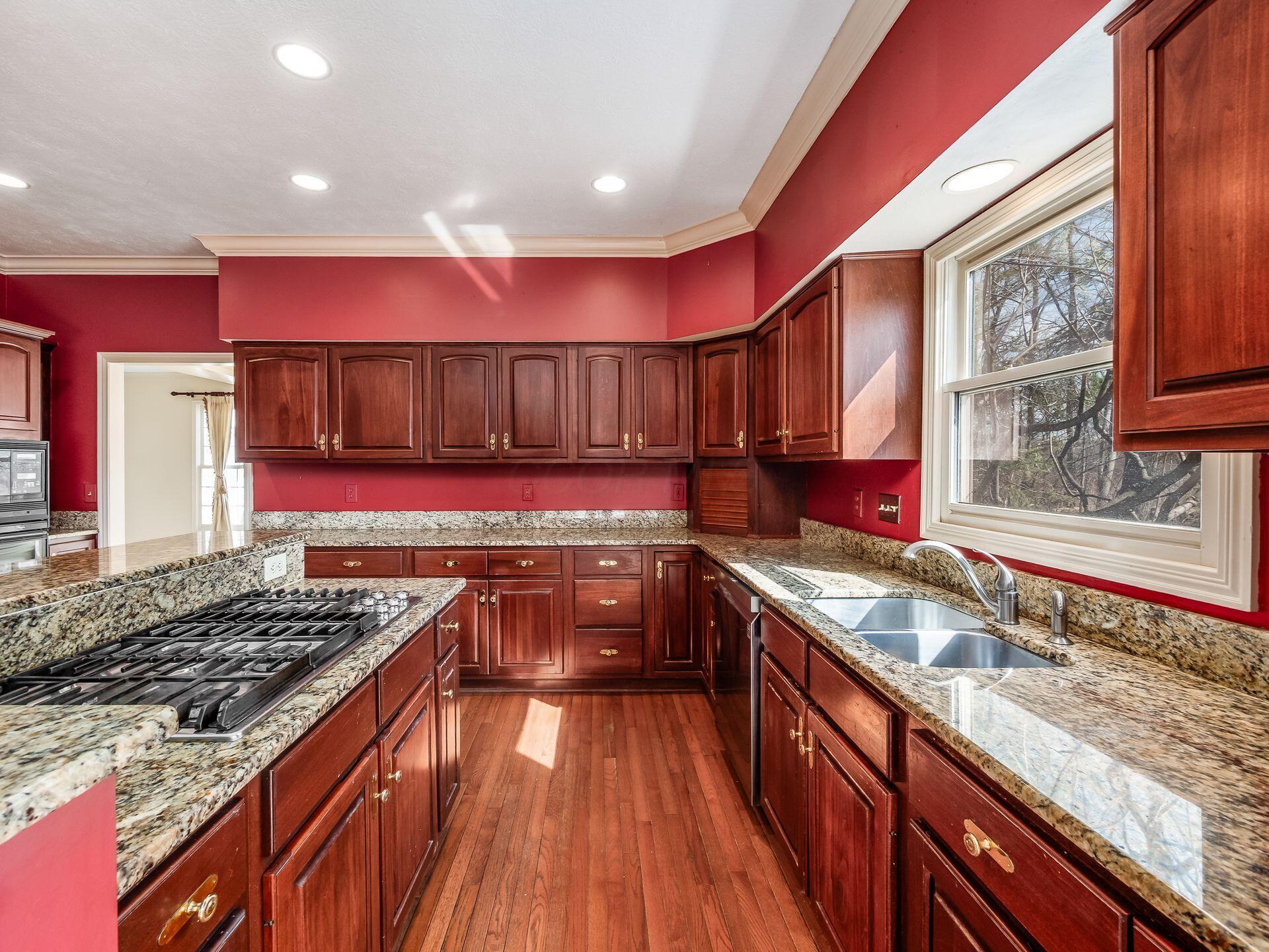 1353 Harrison Pond Drive Property Photo 21