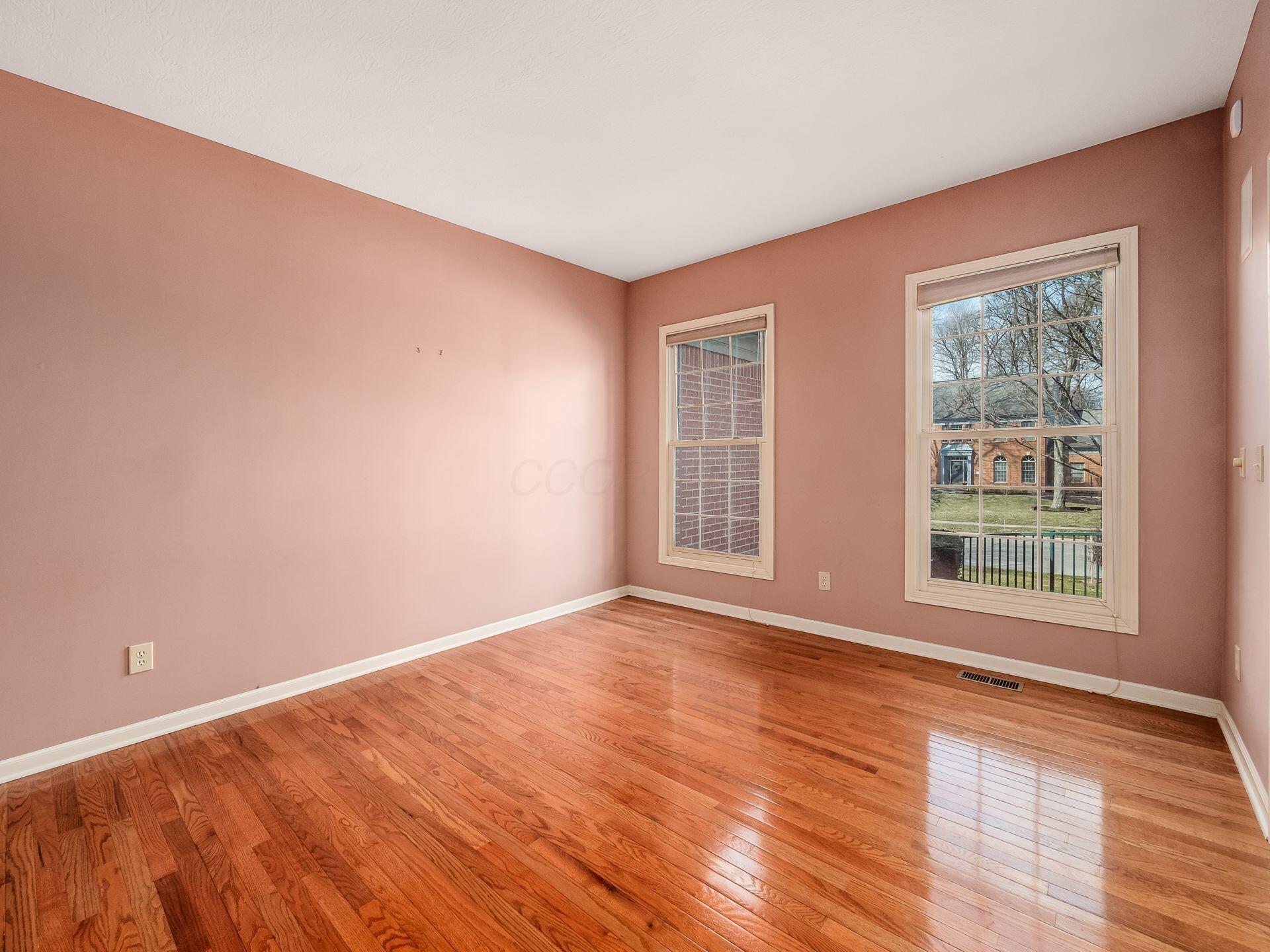 1353 Harrison Pond Drive Property Photo 33
