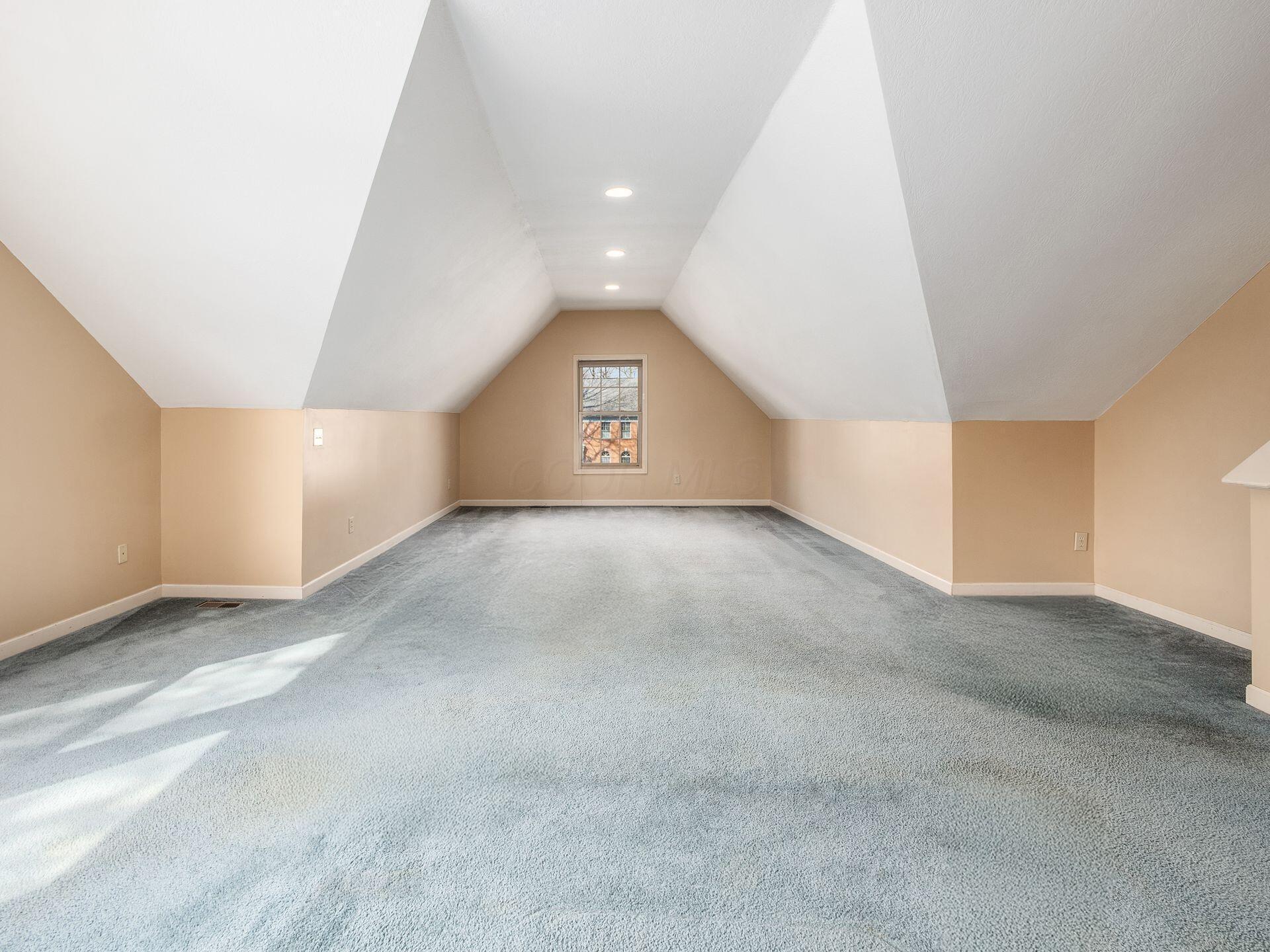 1353 Harrison Pond Drive Property Photo 60