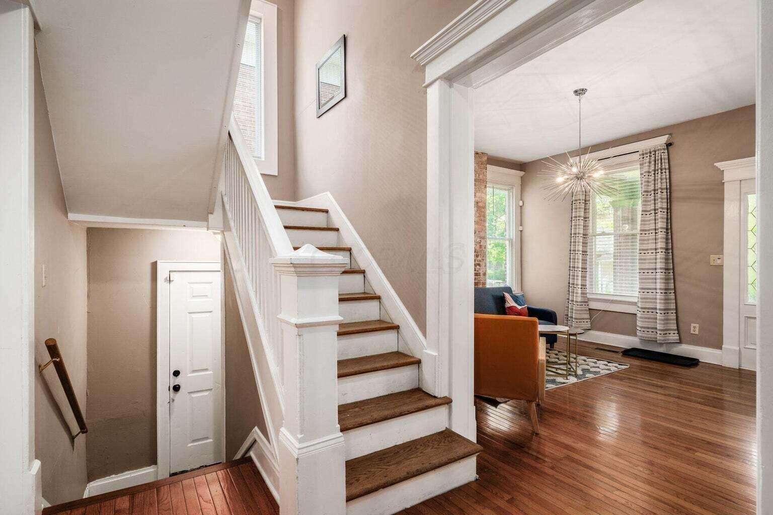 1567 Richmond Avenue Property Photo 16
