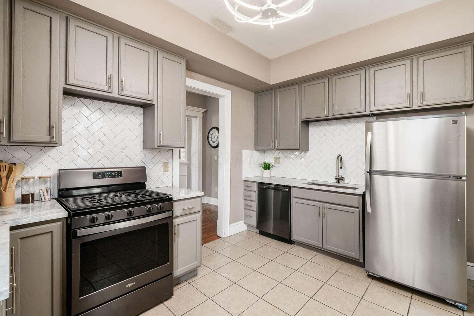 1567 Richmond Avenue Property Photo 22