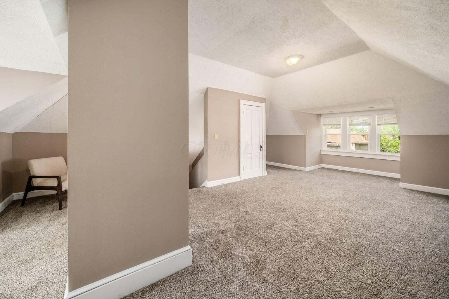 1567 Richmond Avenue Property Photo 40