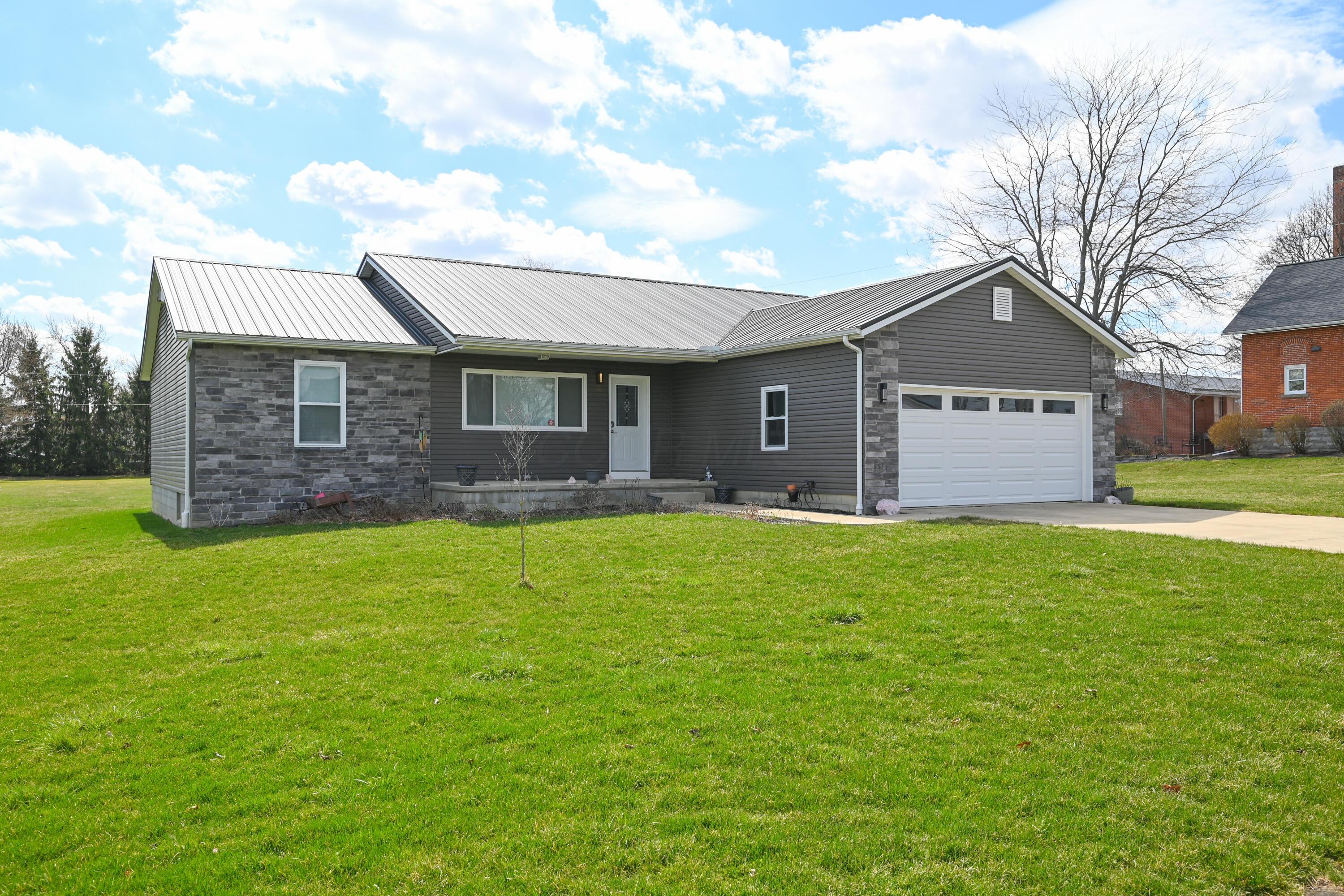 219 E Mansfield Street Property Photo