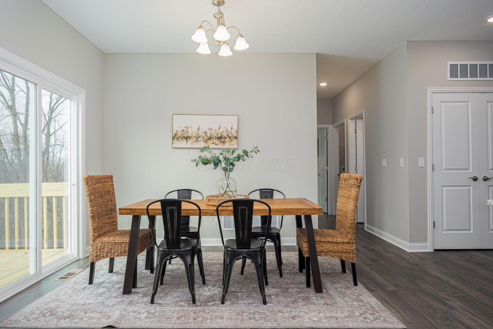 394 River Oaks Drive Property Photo 14