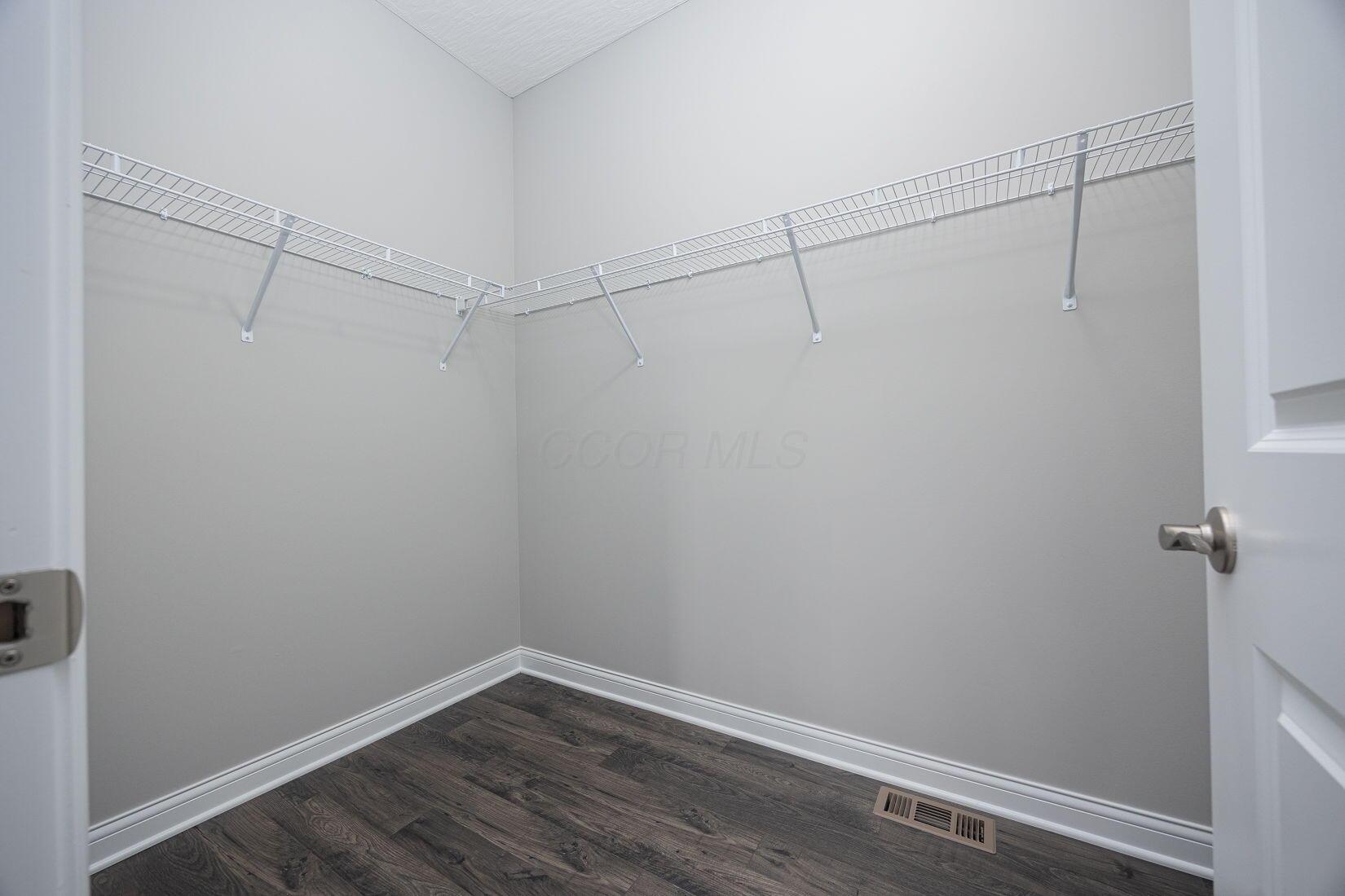 394 River Oaks Drive Property Photo 16