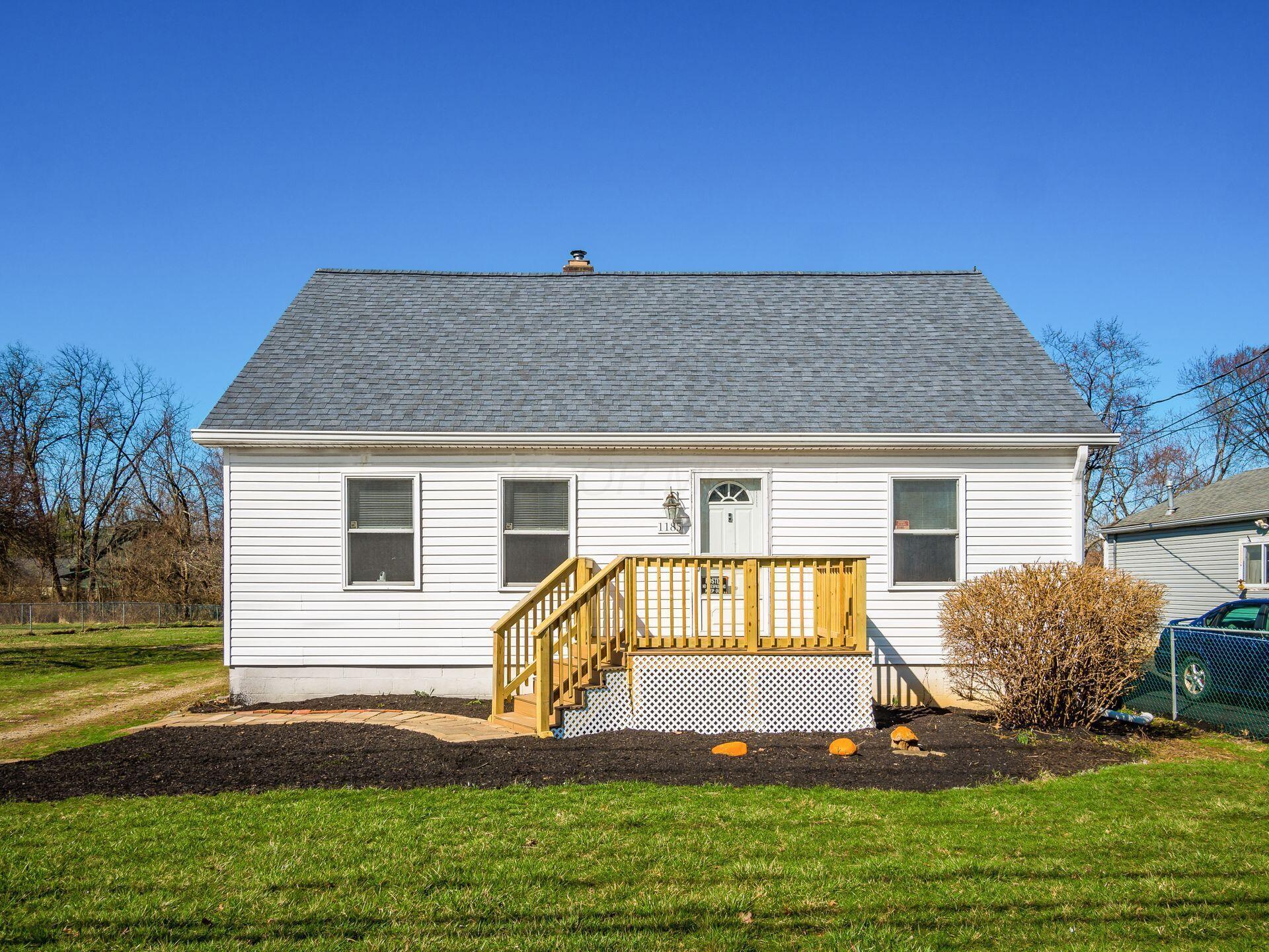1185 Idlewild Drive Property Photo 1