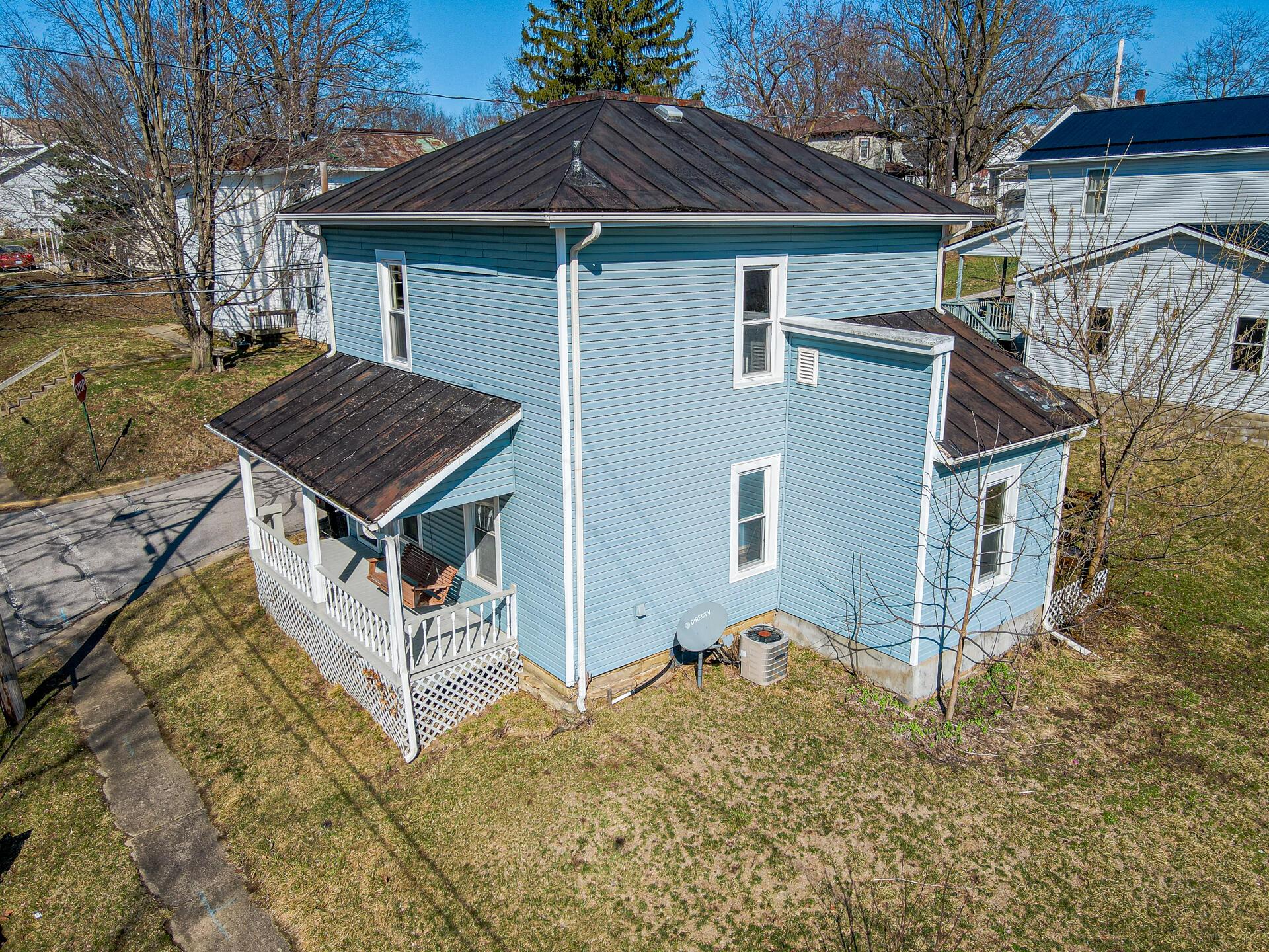 126 N Rich Street Property Photo 7