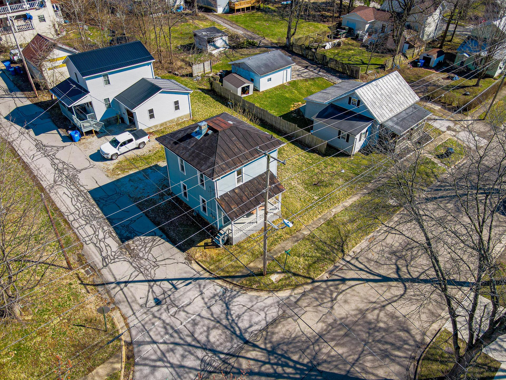 126 N Rich Street Property Photo 8