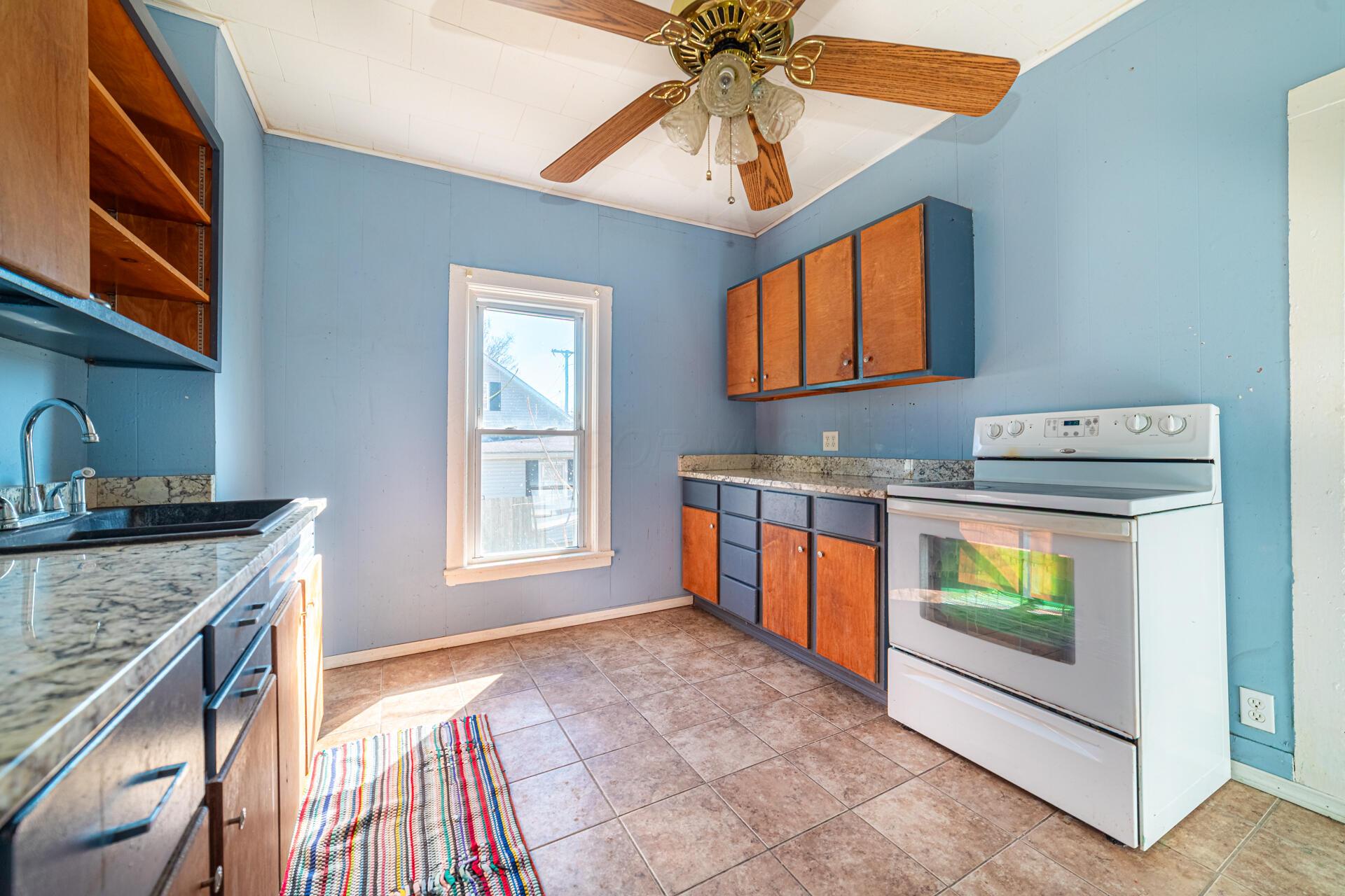 126 N Rich Street Property Photo 17