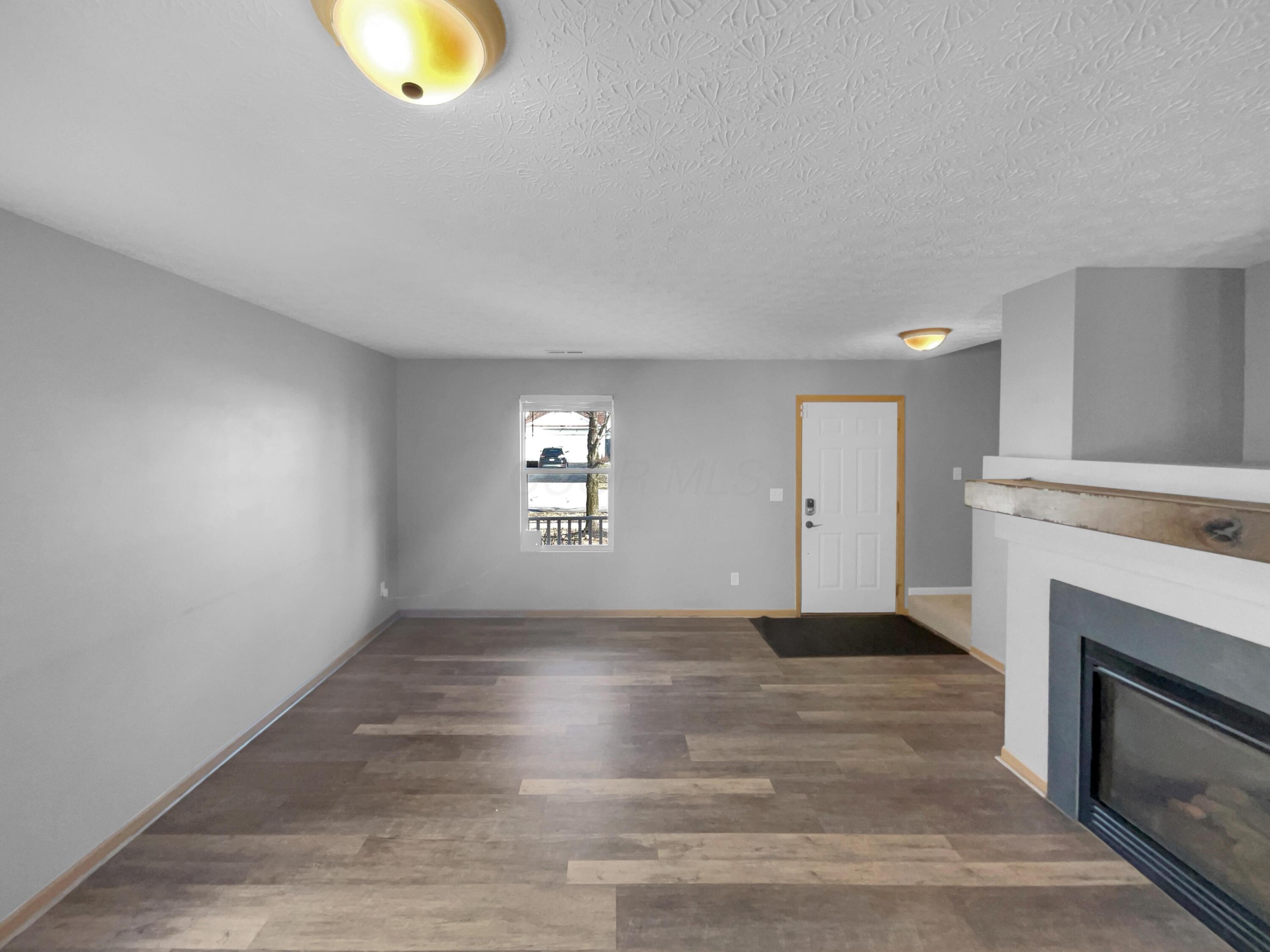 7495 Canal Highlands Boulevard Property Photo 3