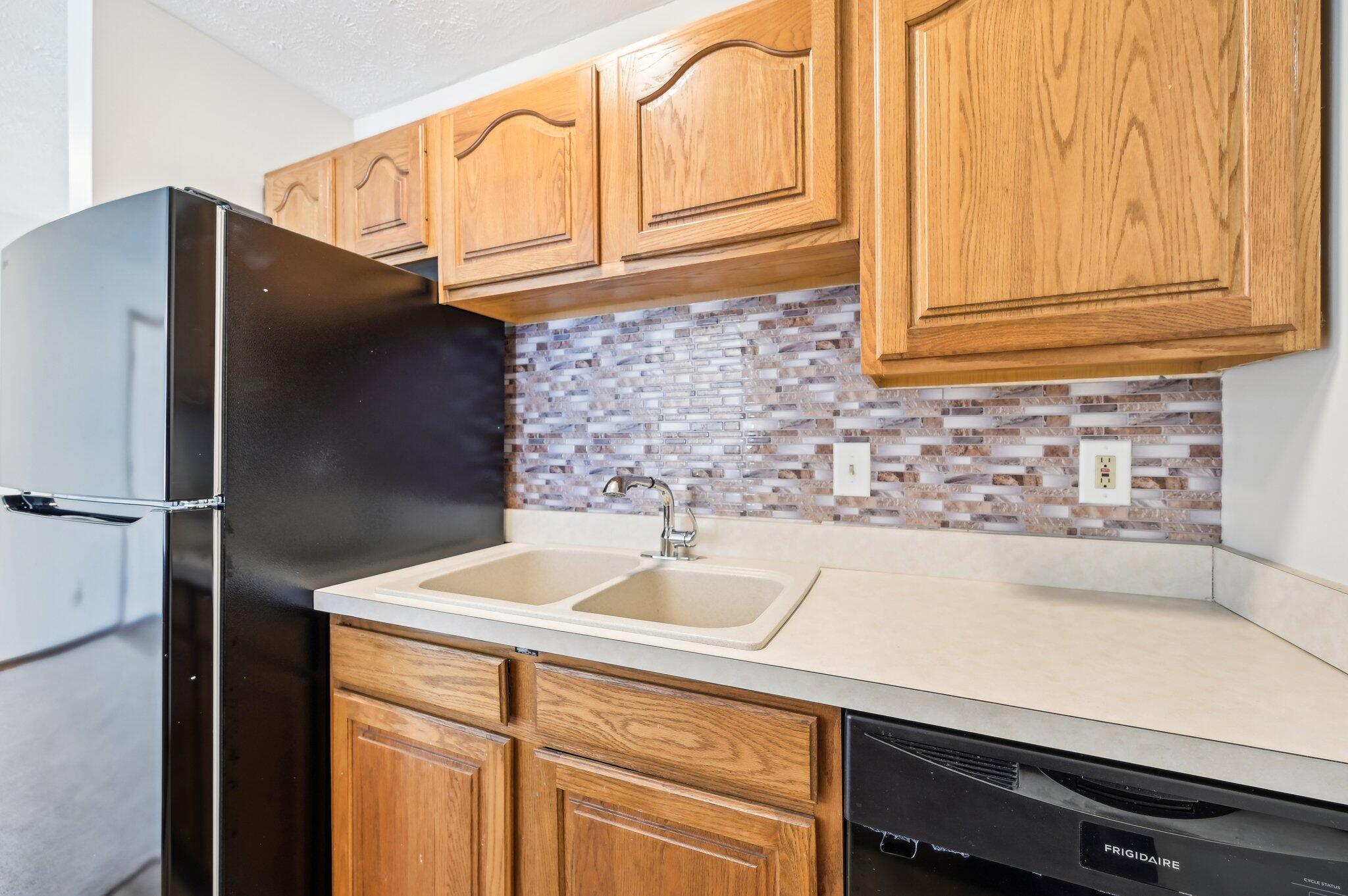 4441 Hammerton Drive, 11d Property Photo 13