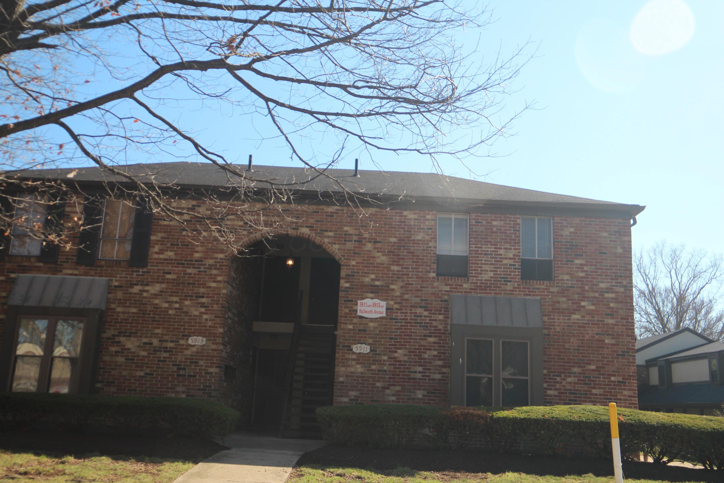 5911 Hallworth Avenue, B Property Photo 1