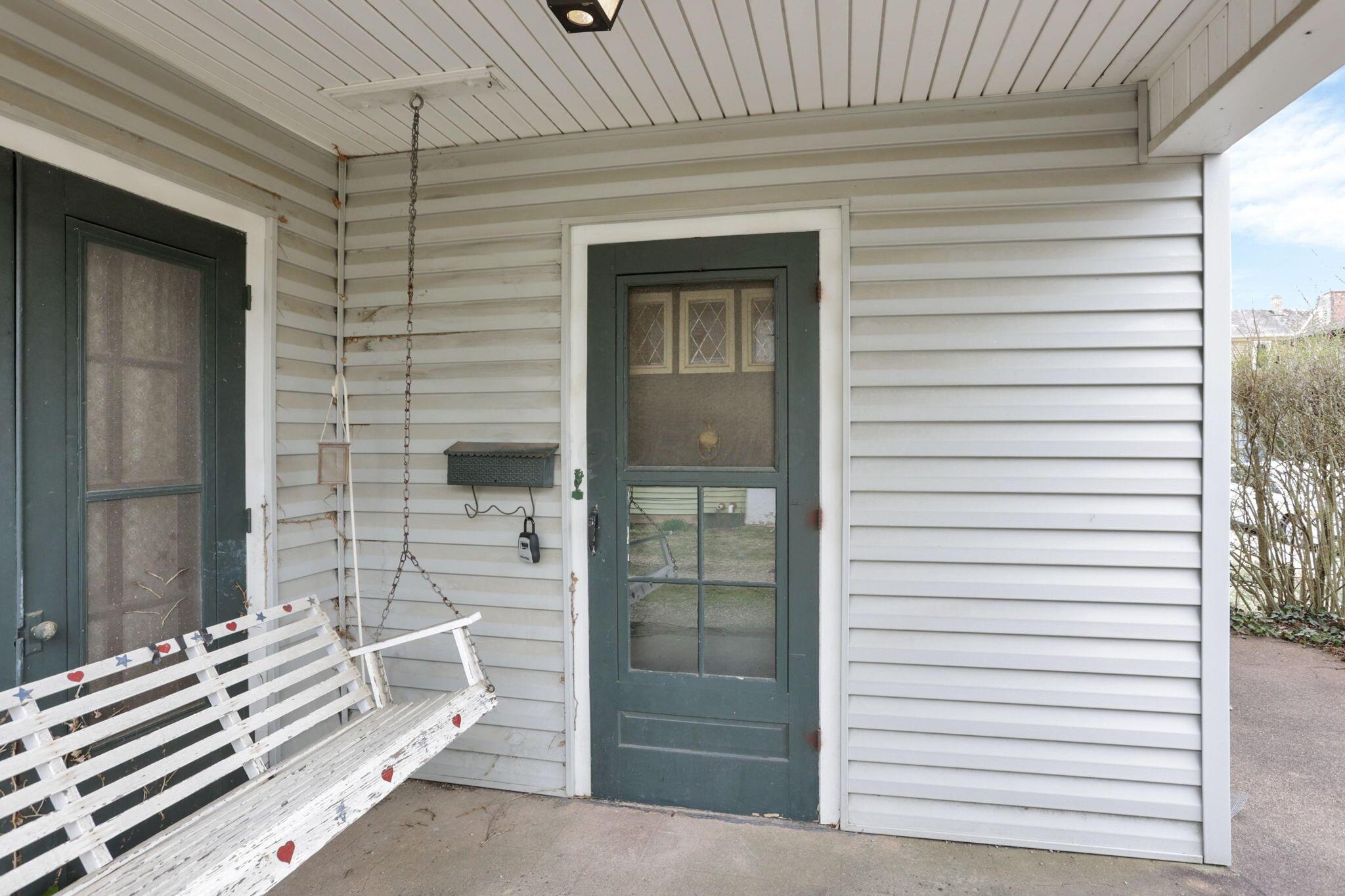574 N Spring Street Property Photo 1