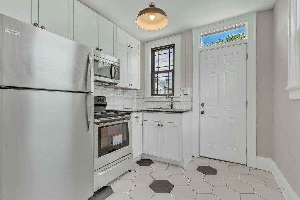 540 Cline Street Property Photo 1