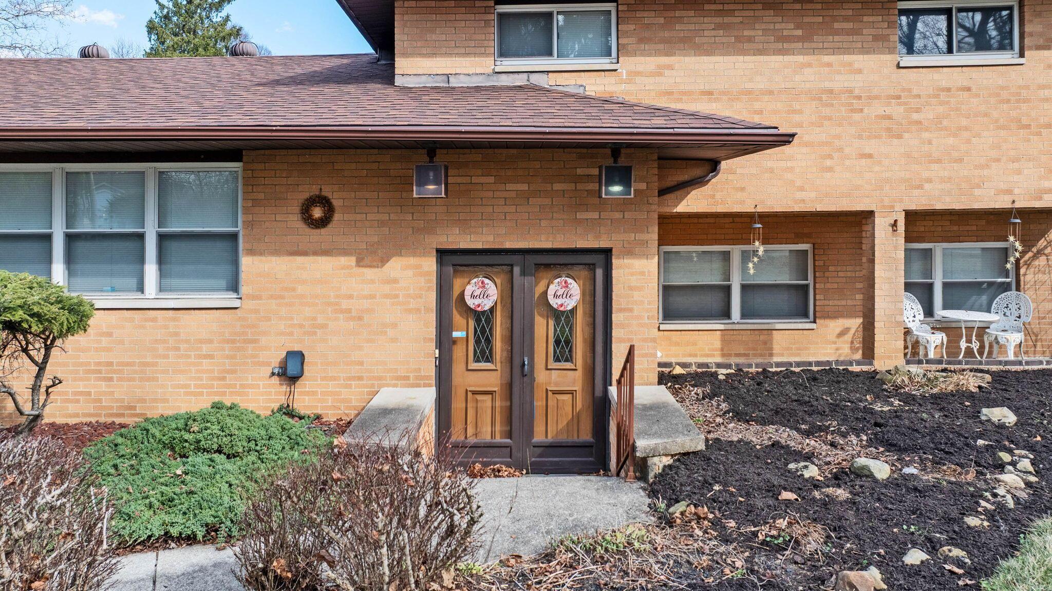 1012 Mcnaughten Road Property Photo 13