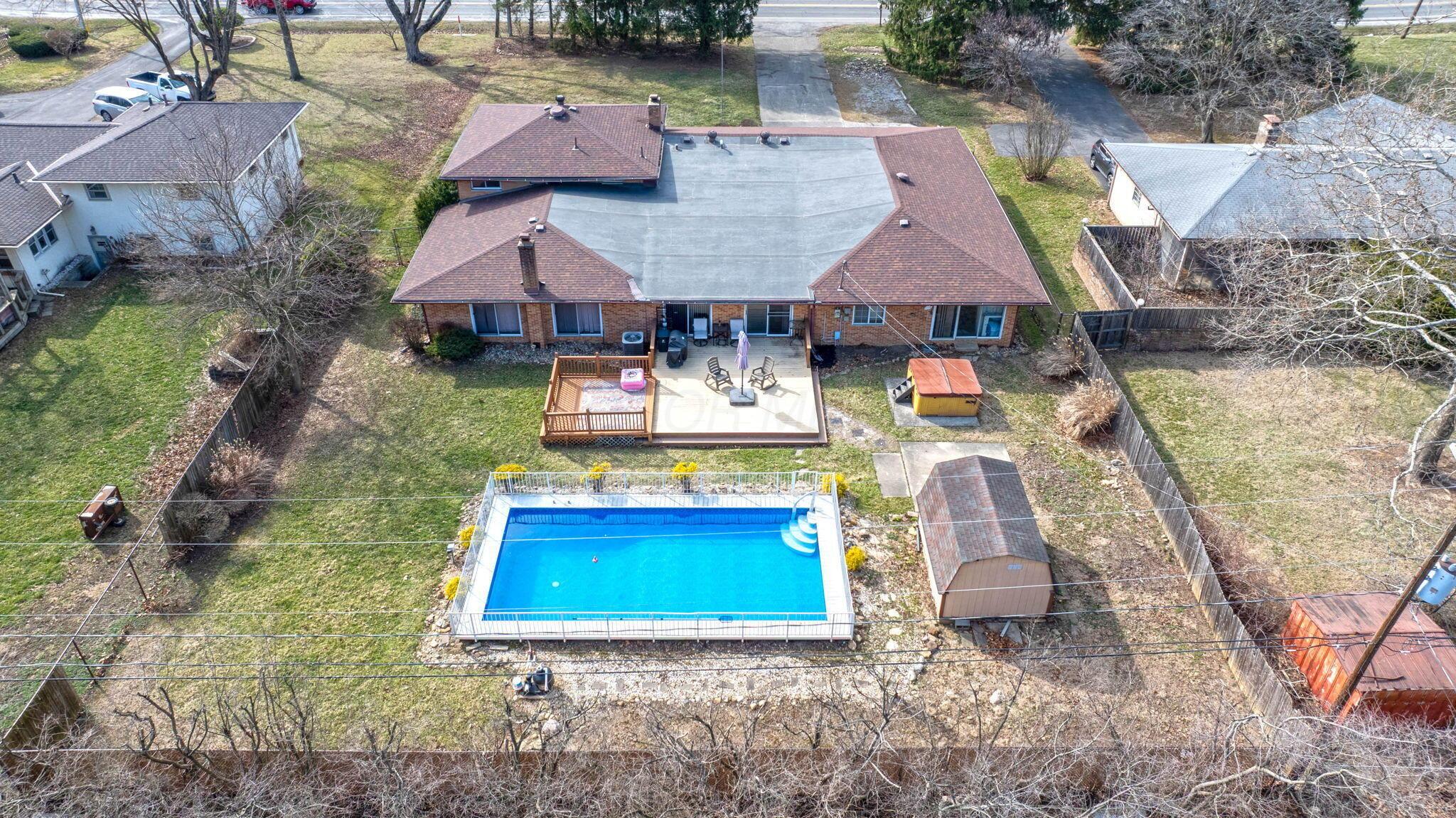 1012 Mcnaughten Road Property Photo 16