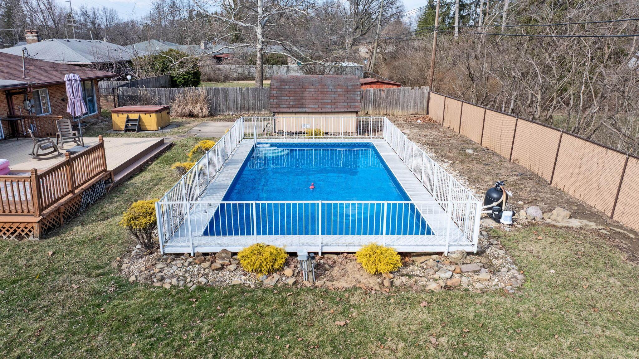 1012 Mcnaughten Road Property Photo 17